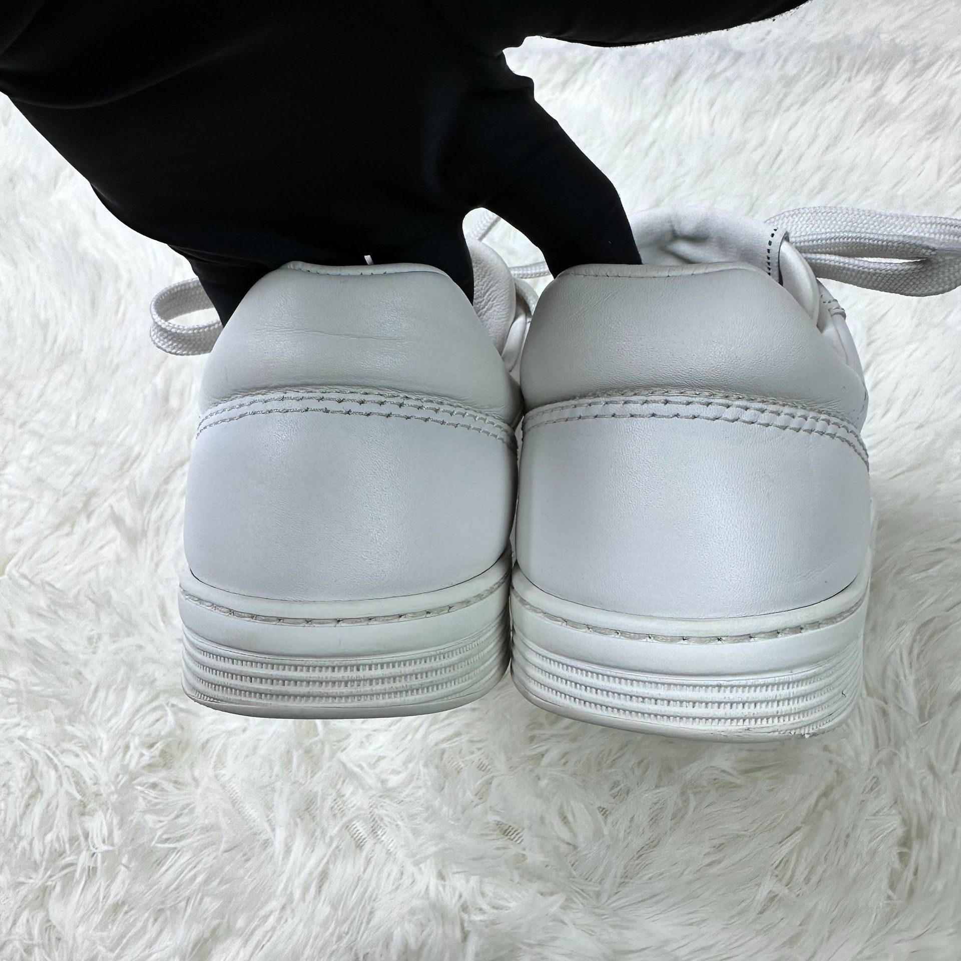 Chanel Chanel White Low-Top Flat Women's Sneakers Size US 5.5 / IT 35.5 - 4 Thumbnail