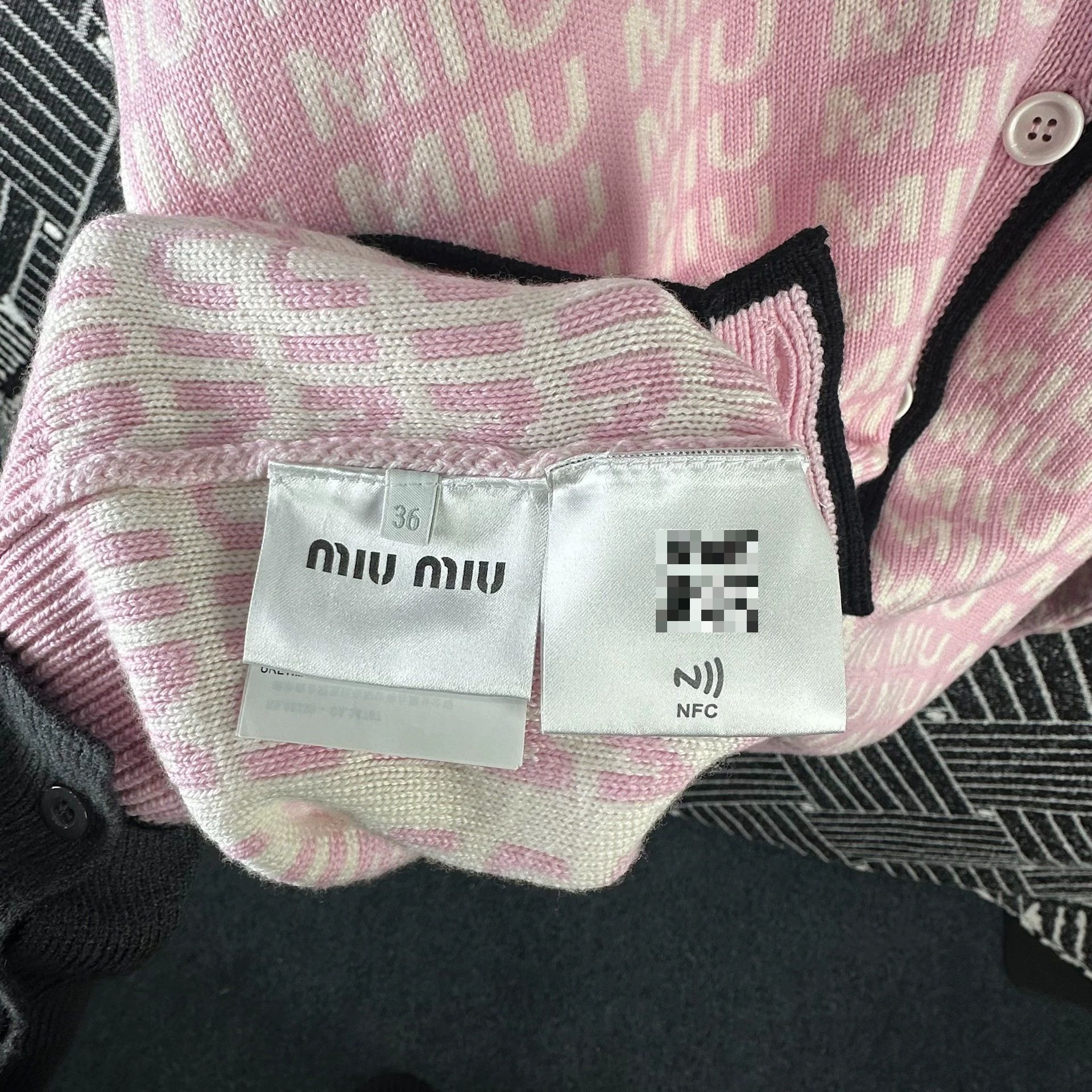 Miu Miu MiuMiu Logo Pink Wool Cardigan Size XS / US 0-2 / IT 36-38 - 3 Thumbnail