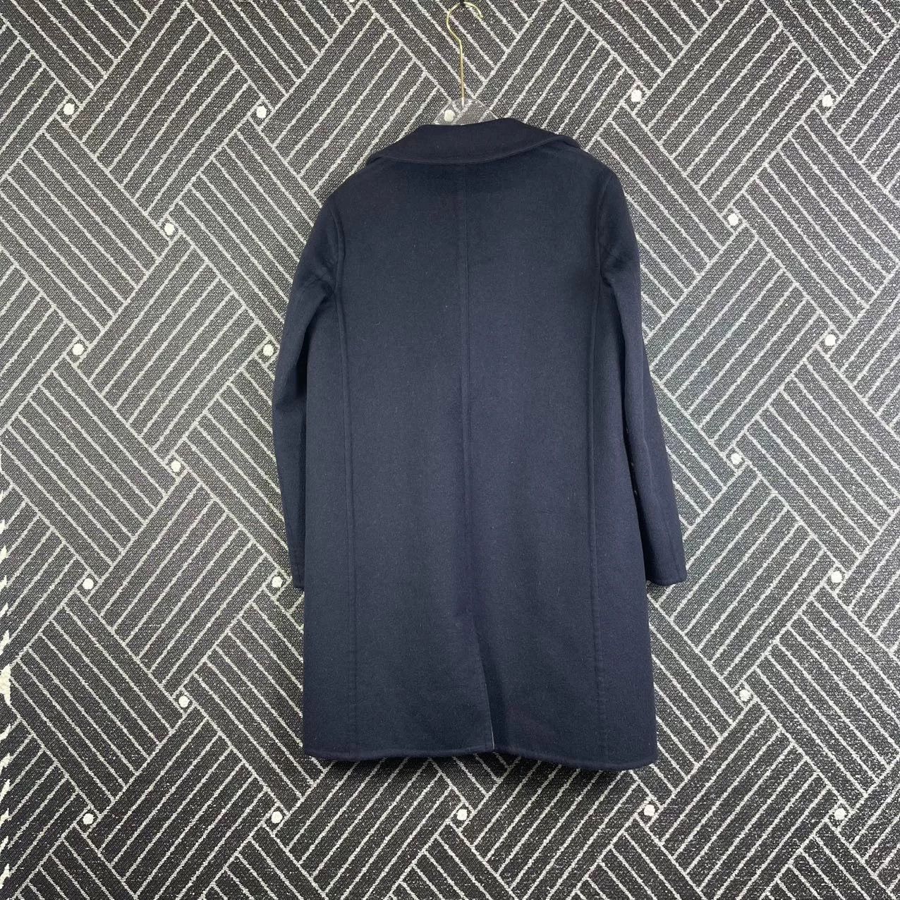 Louis Vuitton Louis Vuitton Navy Wool Coat Size XS / US 0-2 / IT 36-38 - 2 Thumbnail