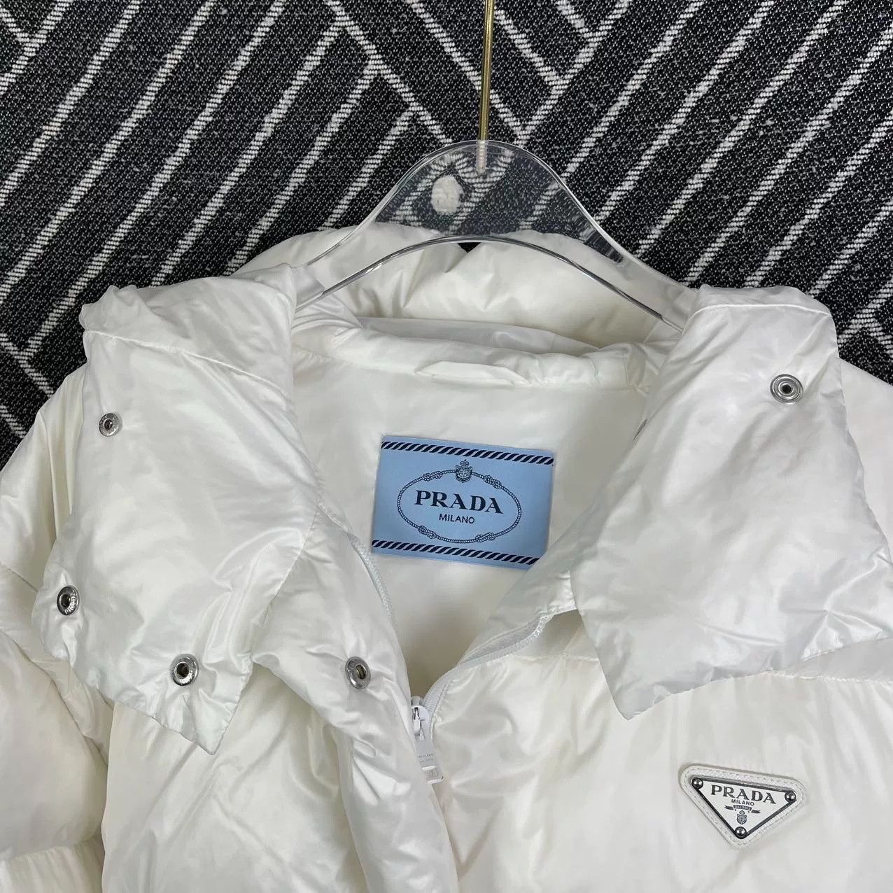 Prada PRADA Reversible Stretch Cuff Cropped Jacket Size S / US 4 / IT 40 - 3 Thumbnail