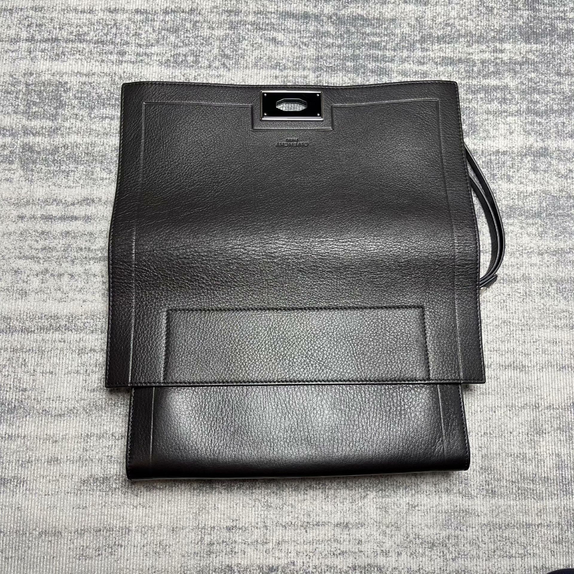 Givenchy Givenchy Men's Black Handbag Size ONE SIZE - 8 Thumbnail