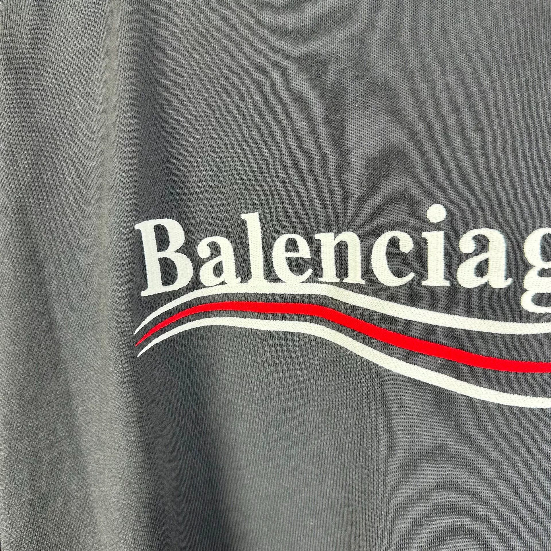 Balenciaga Balenciaga Gray Embroidered Logo Top Size US M / EU 48-50 / 2 - 7 Thumbnail