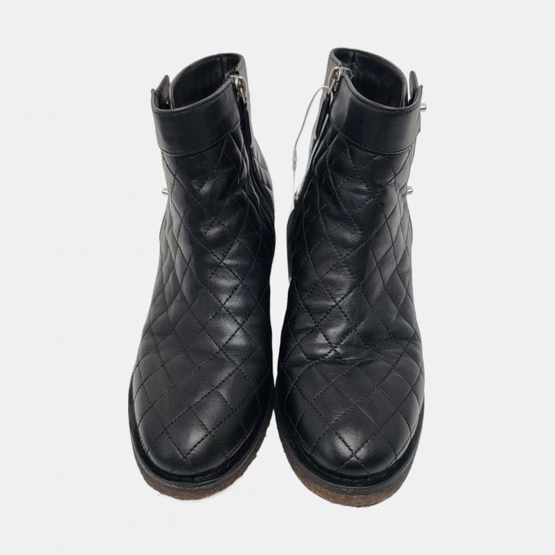 Chanel CHANEL Black Leather Short Boots 37 Size US 6 / IT 36 - 2 Thumbnail