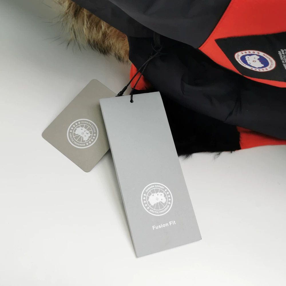 Canada Goose Canada Goose Expedition Hooded Down Jacket Size US S / EU 44-46 / 1 - 4 Thumbnail