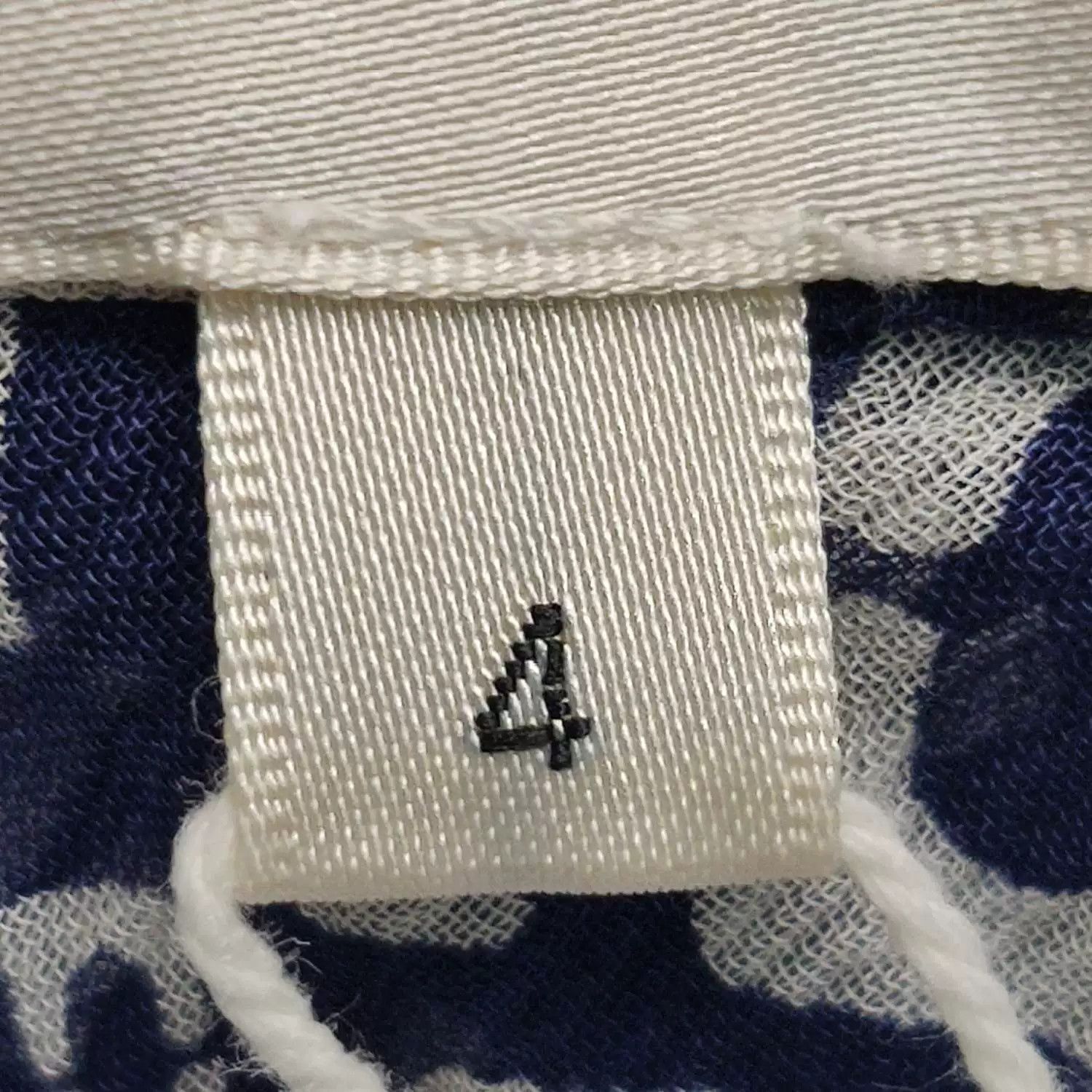 Diane von Furstenberg DVF Blue White Printed Womens Top Size S / US 4 / IT 40 - 7 Thumbnail