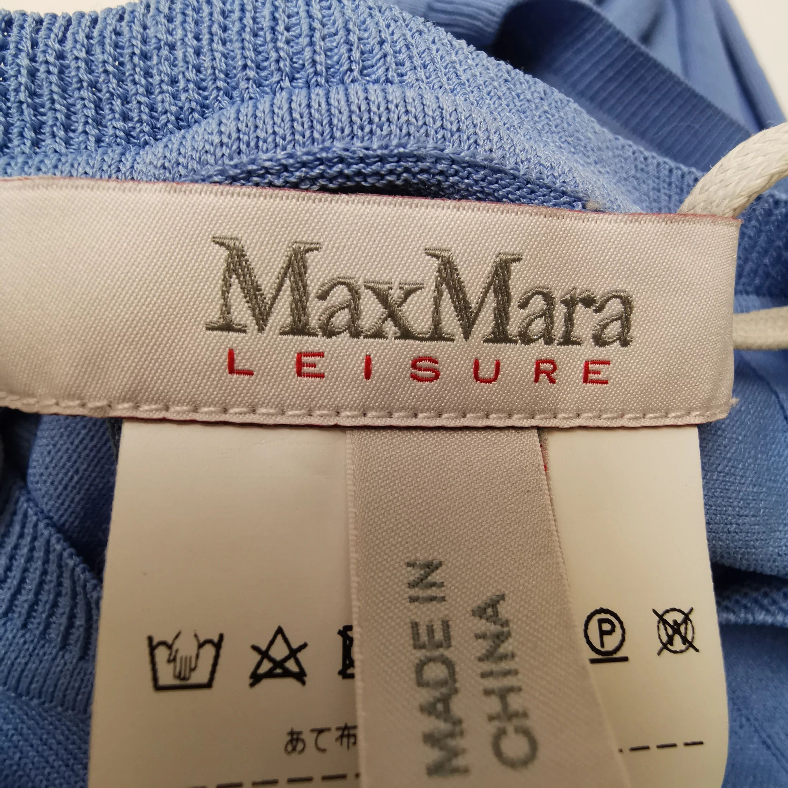 Max Mara MaxMara Solid Round Neck Dress S Size S / US 4 / IT 40 - 4 Thumbnail