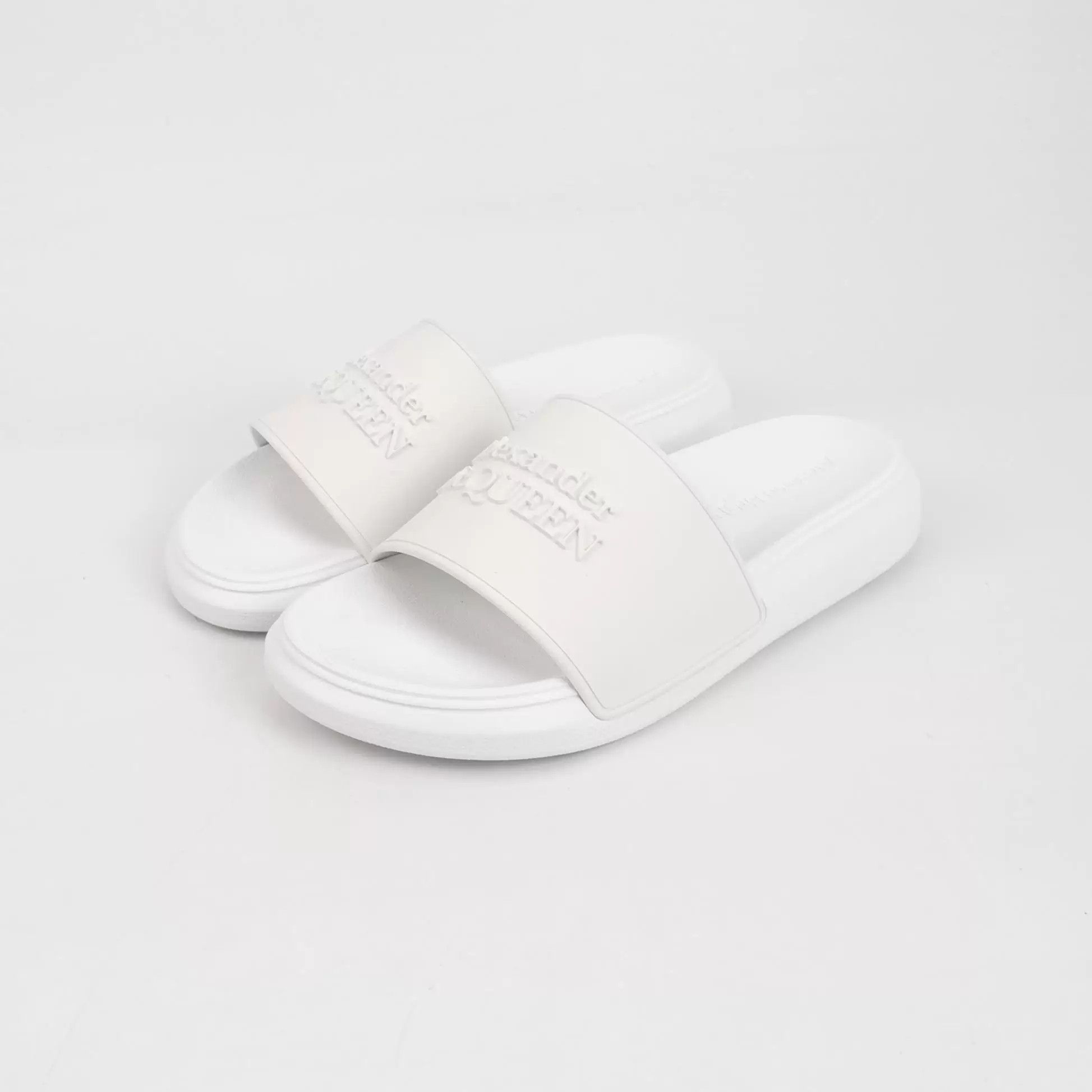 Alexander McQueen Alexander McQueen Solid Logo Slippers Size 36 Size US 5 / IT 35 - 2 Thumbnail