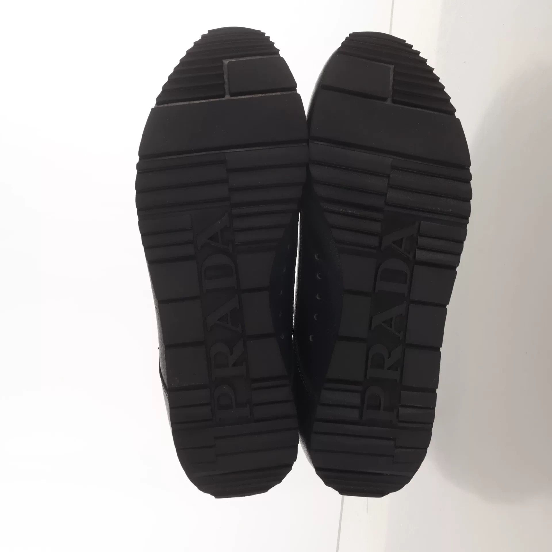 Prada Prada Women's Leather Logo High-Top Sneakers Size US 11 / IT 41 - 6 Thumbnail