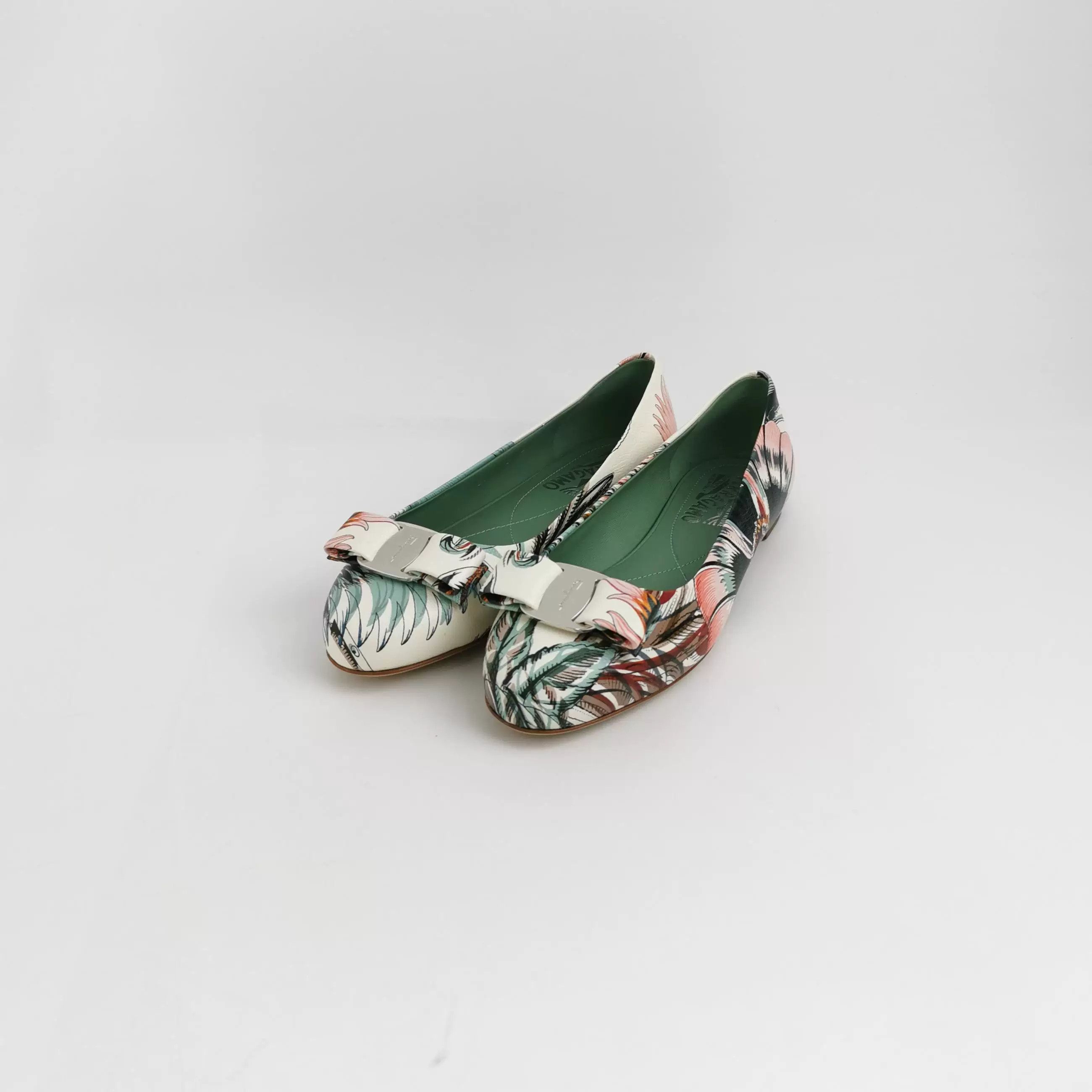 Salvatore Ferragamo Salvatore Ferragamo Leather Loafers Size US 5.5 / IT 35.5 - 2 Thumbnail