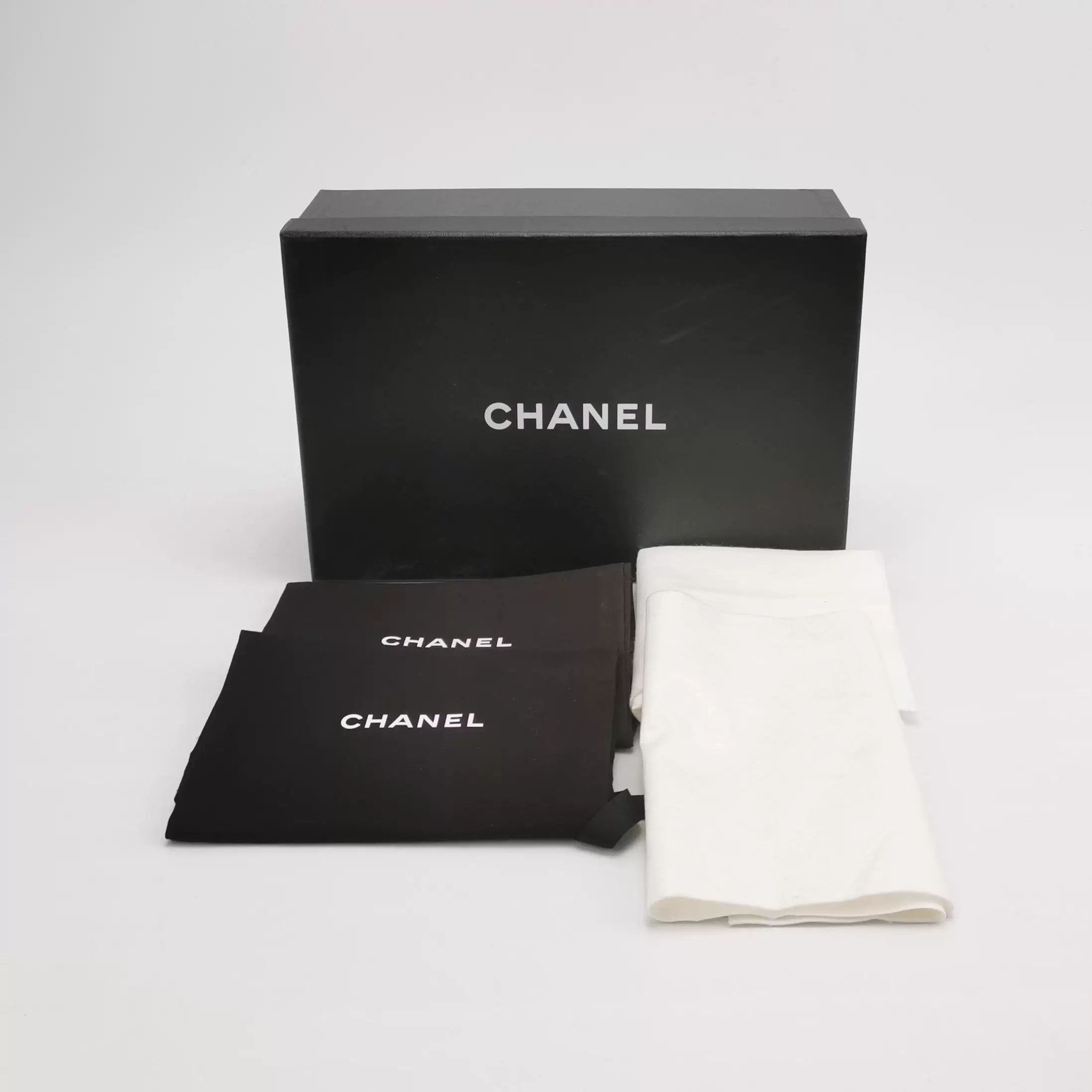 Chanel Chanel Lambskin Nylon Sequin Low Heel Shoes Size US 5 / IT 35 - 6 Thumbnail