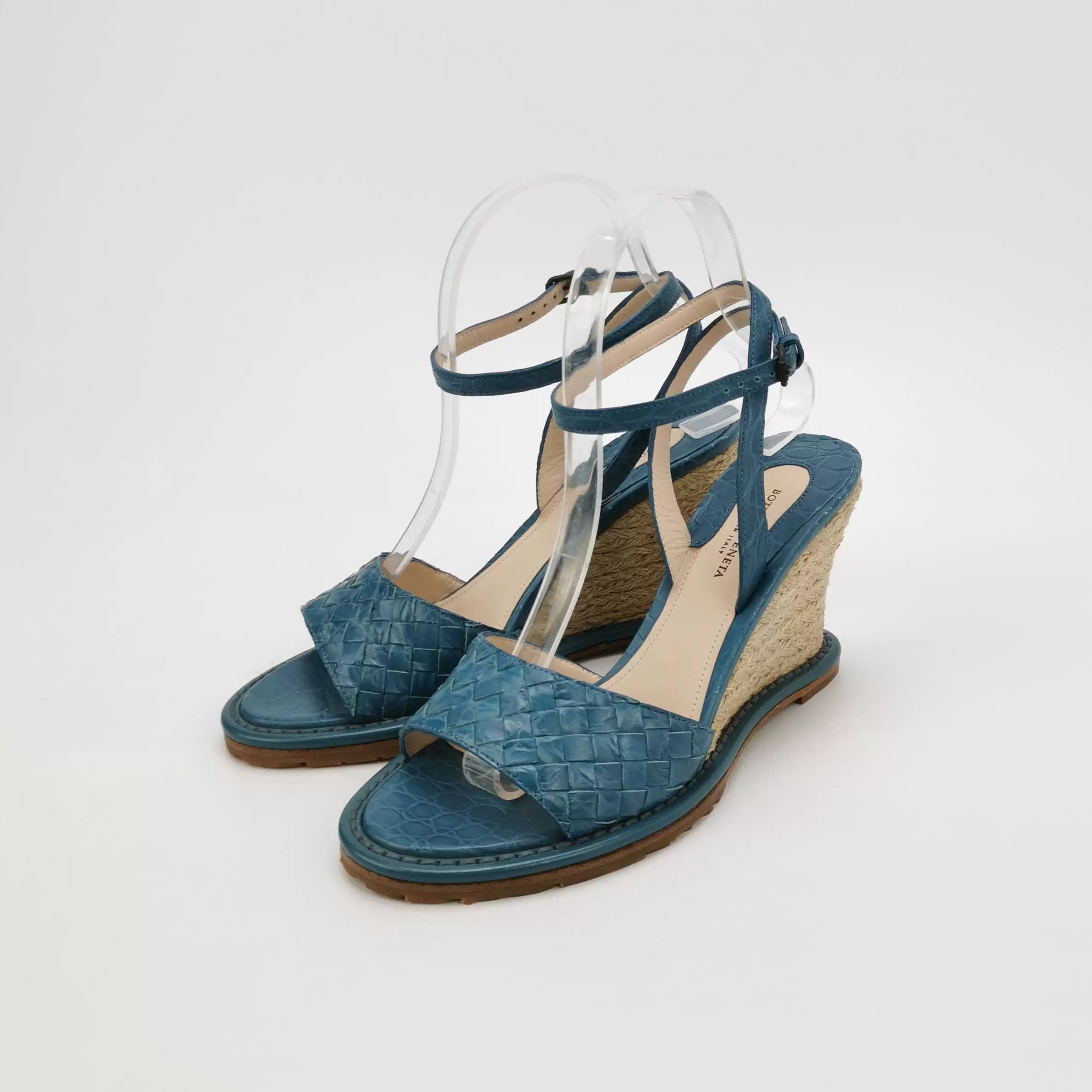 Bottega Veneta Bottega Veneta Crocodile Woven Wedge Sandals 37 Size US 6 / IT 36 - 2 Thumbnail