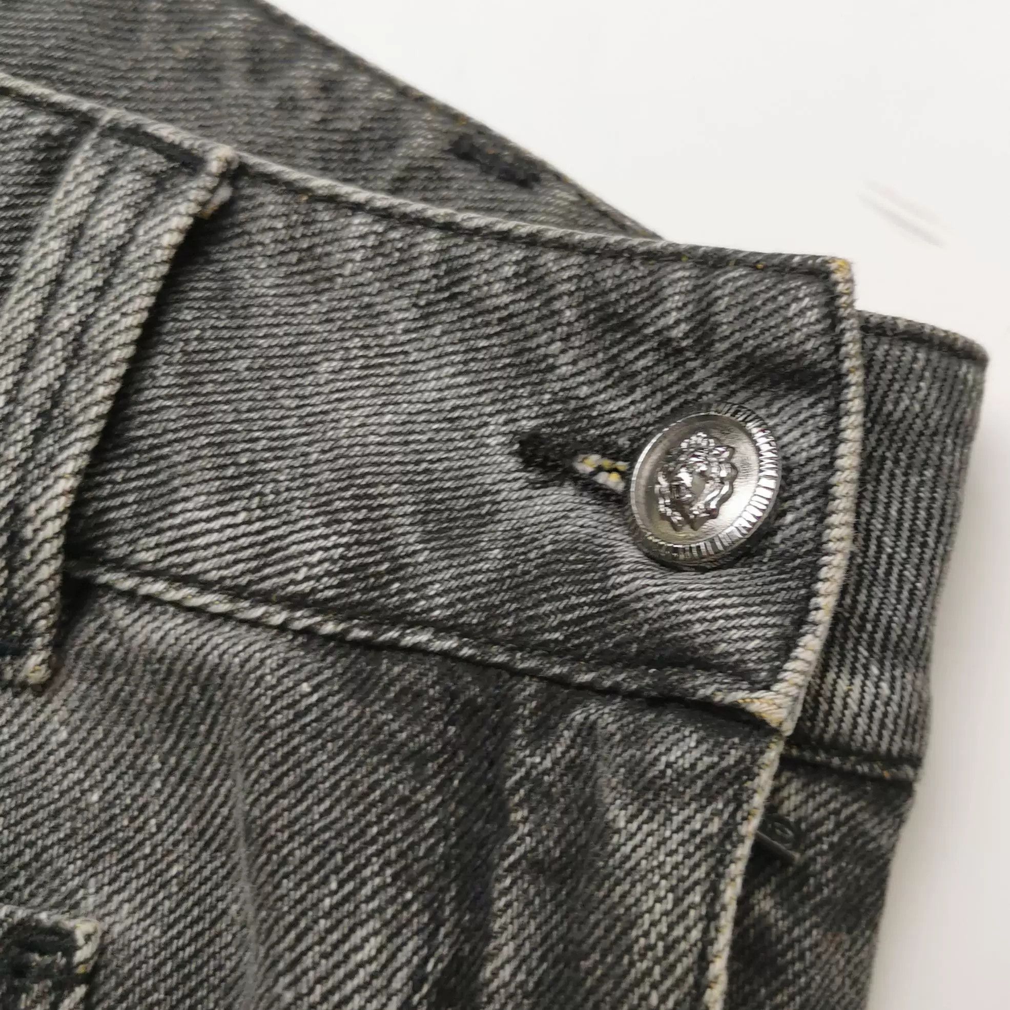 Chanel Chanel Denim Distressed Skirt Size 36 Size 36" / US 14 / IT 50 - 3 Thumbnail