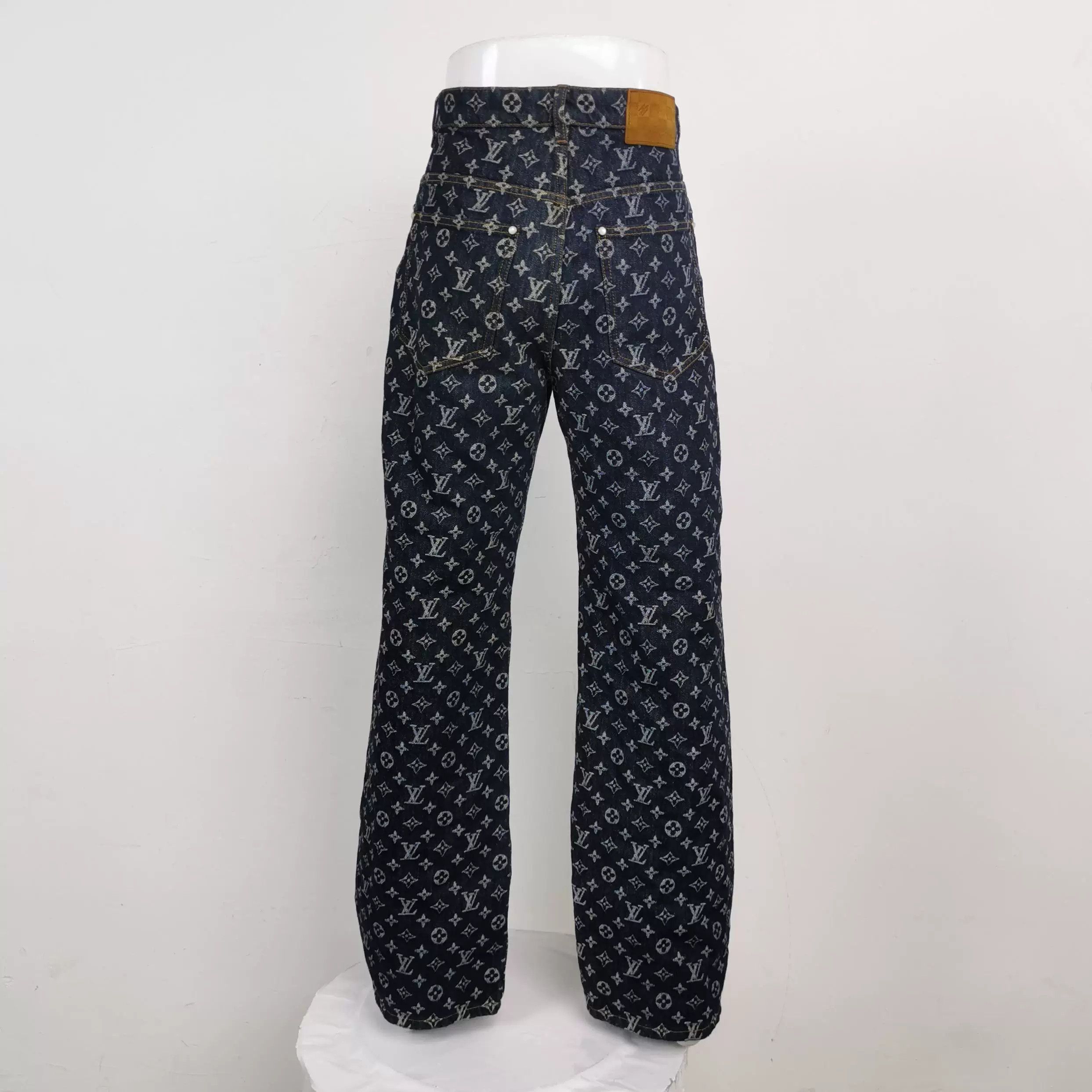 Louis Vuitton Louis Vuitton Cotton Monogram Print Button Pants 30 Size US 30 / EU 46 - 2 Thumbnail