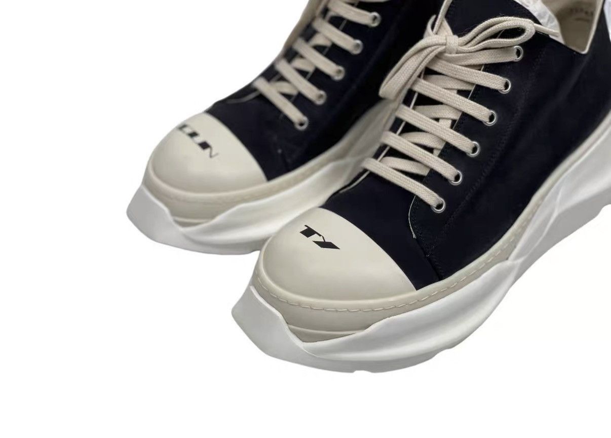 Rick Owens Black Low Top Sneakers with Platform Sole Size 8.5 Size US 8.5 / EU 41-42 - 2 Thumbnail
