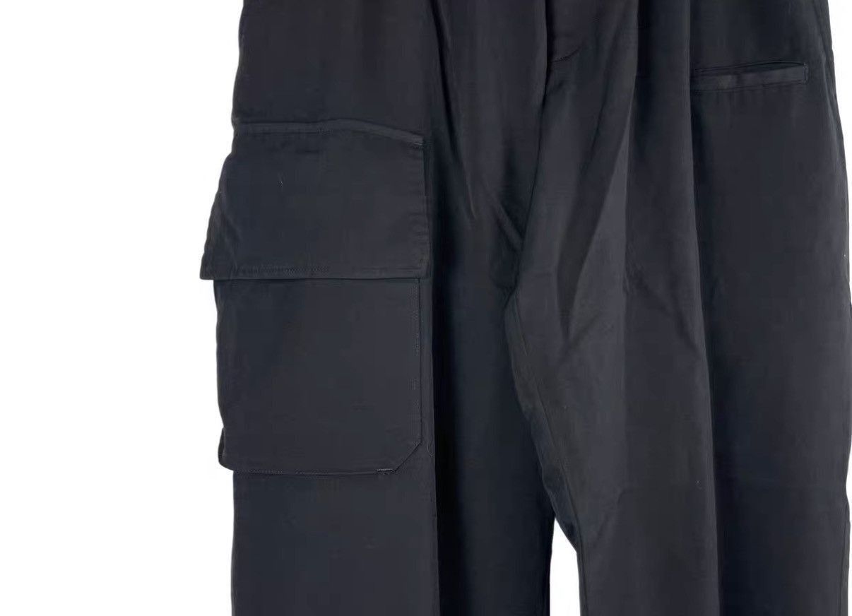 Yohji Yamamoto Black Cargo Pants with Multiple Pockets Size US 34 / EU 50 - 4 Thumbnail