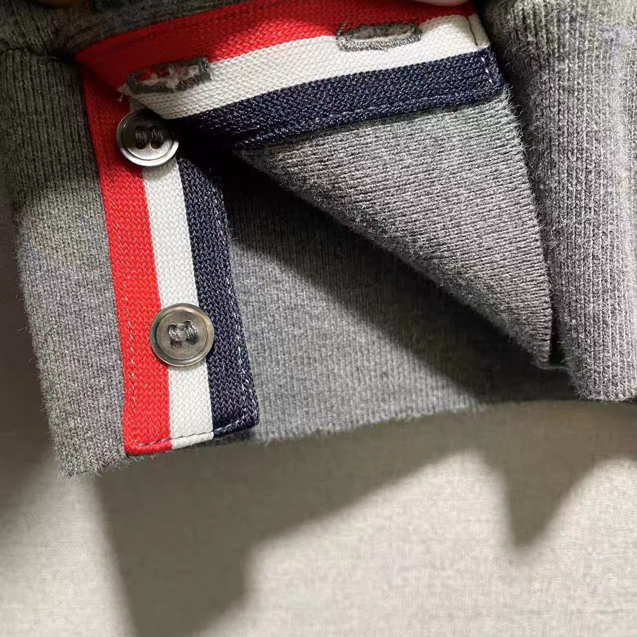 Thom Browne Gray Zip-Up Hoodie with Striped Sleeves Size US M / EU 48-50 / 2 - 3 Thumbnail