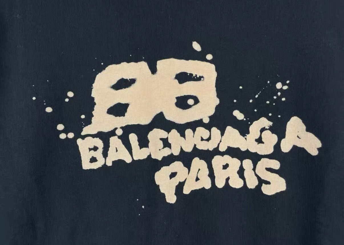 Balenciaga Black Graphic Print Hoodie Size US L / EU 52-54 / 3 - 5 Thumbnail
