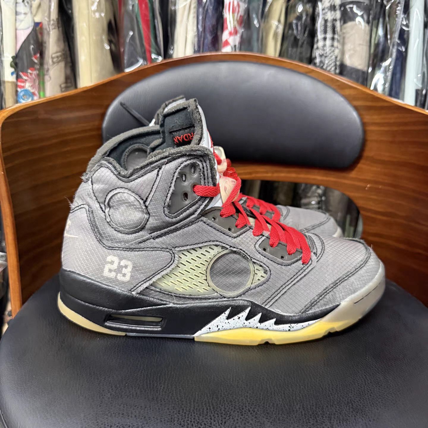 Jordan Brand Gray High-Top Sneakers with Red Laces Size US 9.5 / EU 42-43 - 4 Thumbnail
