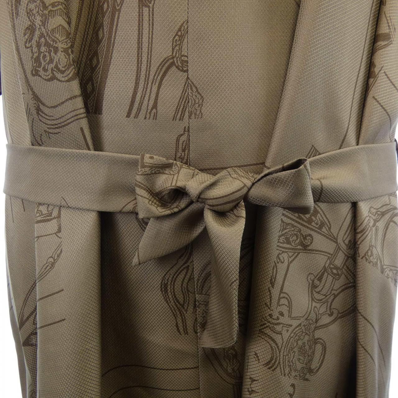 Hermes Hermes Hermes EN DESORDRE FINESSE Silk Dress Textile Dresses DUTY FREE for USA Size ONE SIZE - 7 Thumbnail
