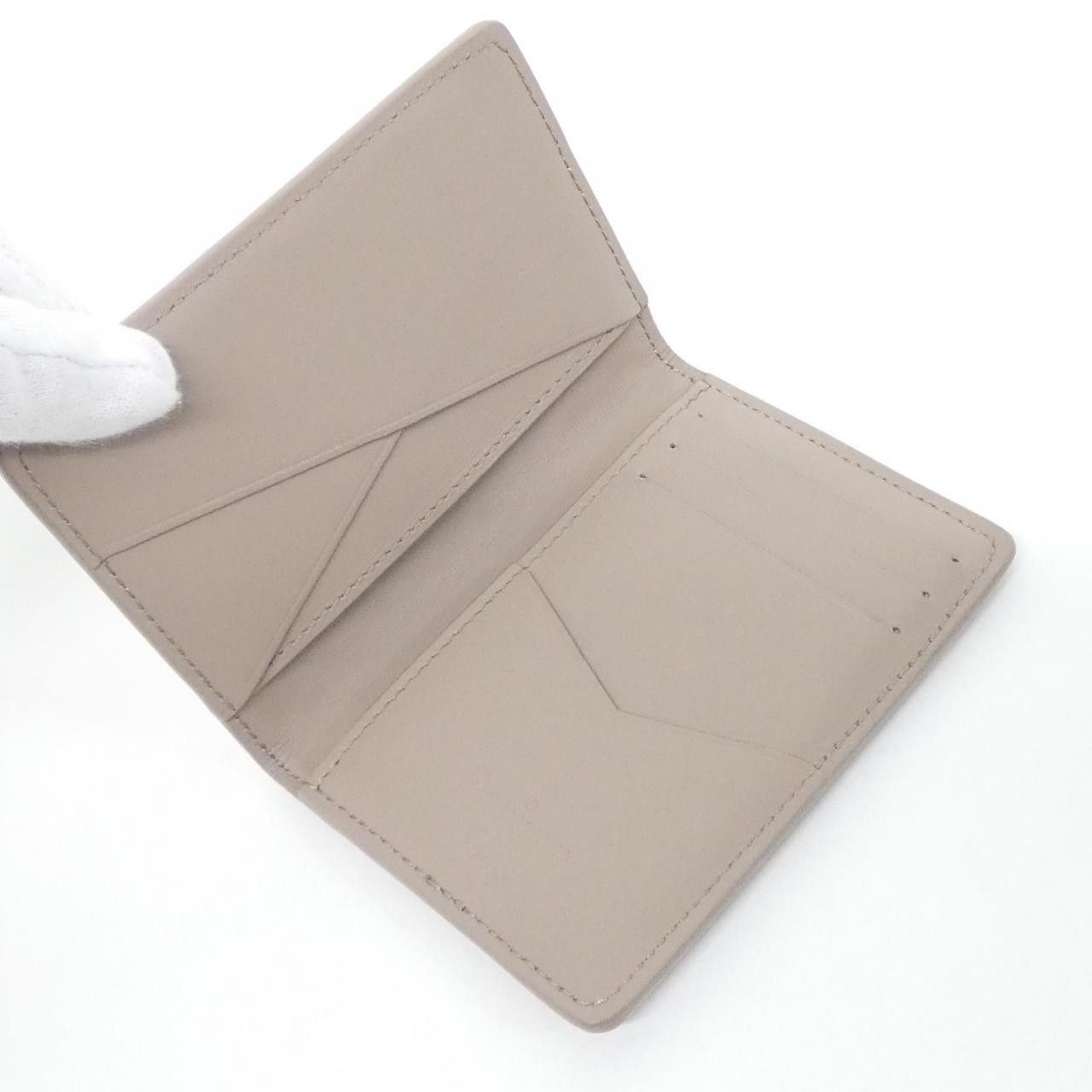 Louis Vuitton Louis Vuitton Louis Vuitton Monogram Taurillon Card Case Leather Card Case M13974 DUTY FREE for USA Size ONE SIZE - 8 Thumbnail