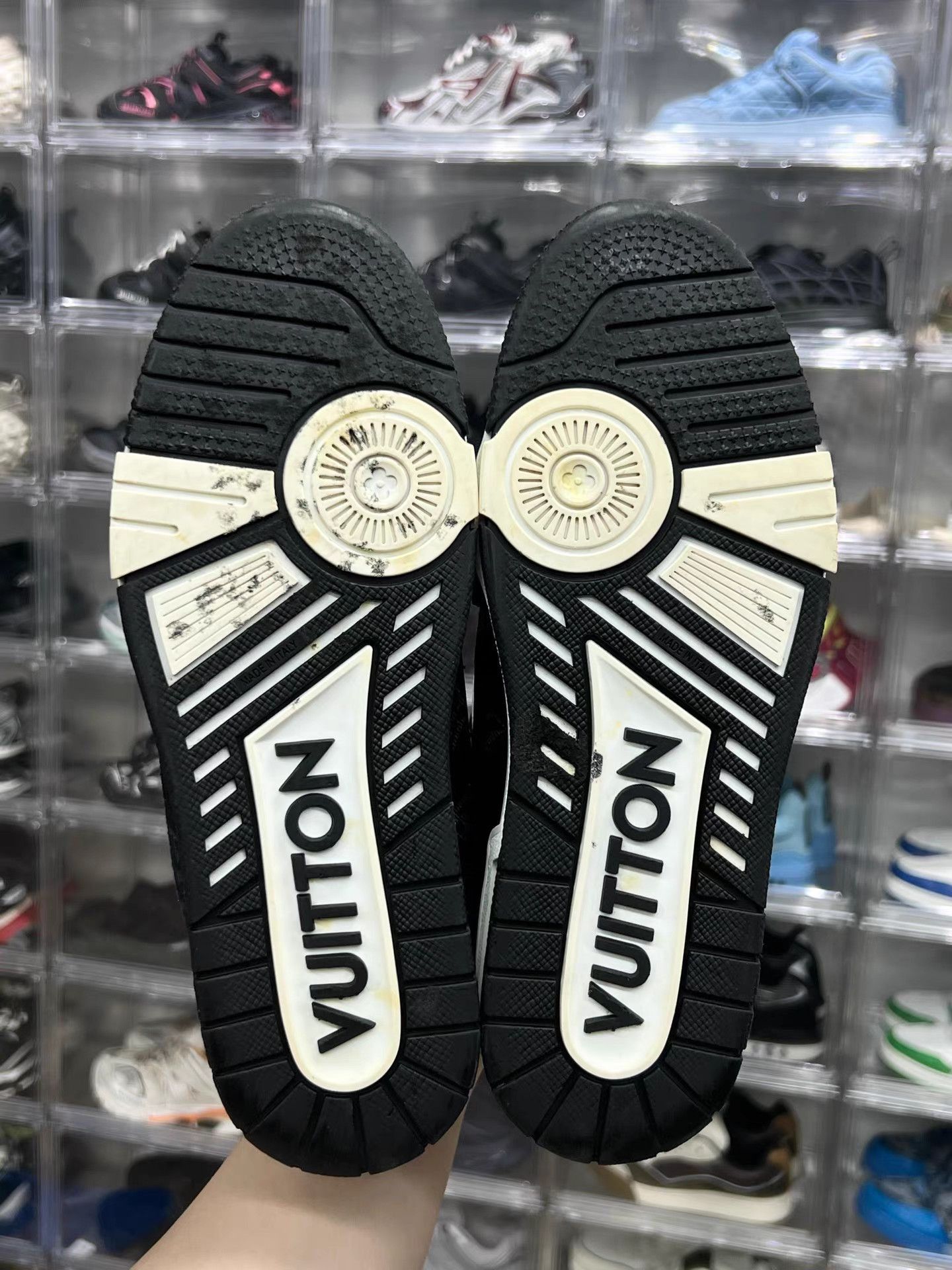 Louis Vuitton White Low-Top Sneakers Size 7.5 Size US 7.5 / EU 40-41 - 8 Thumbnail