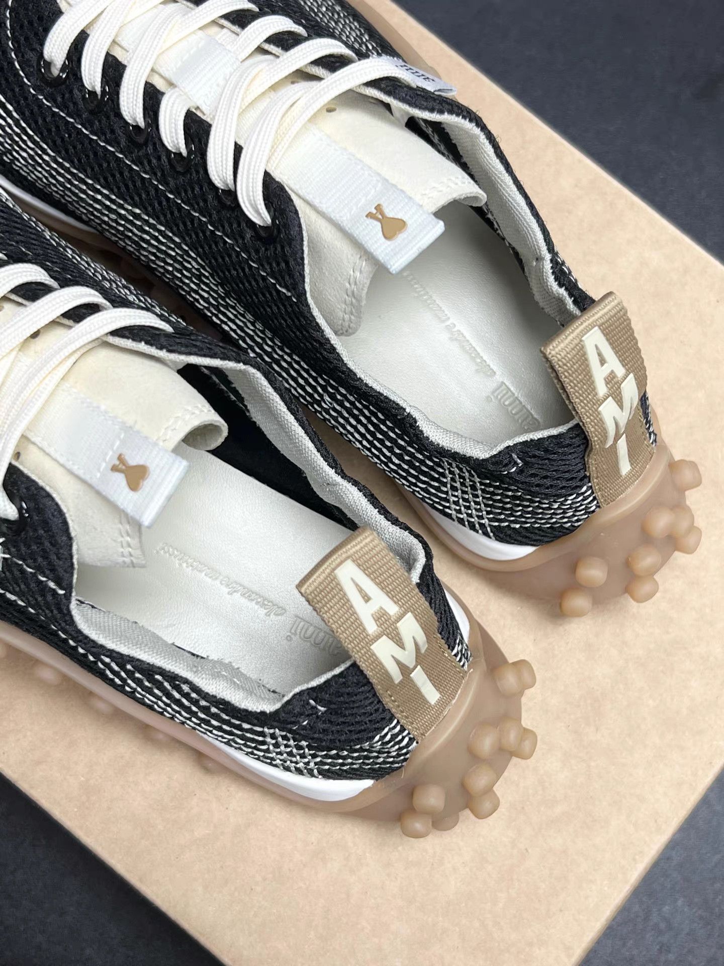 AMI Black Low Top Sneakers with Textured Sole Size US 8 / EU 41 - 3 Thumbnail