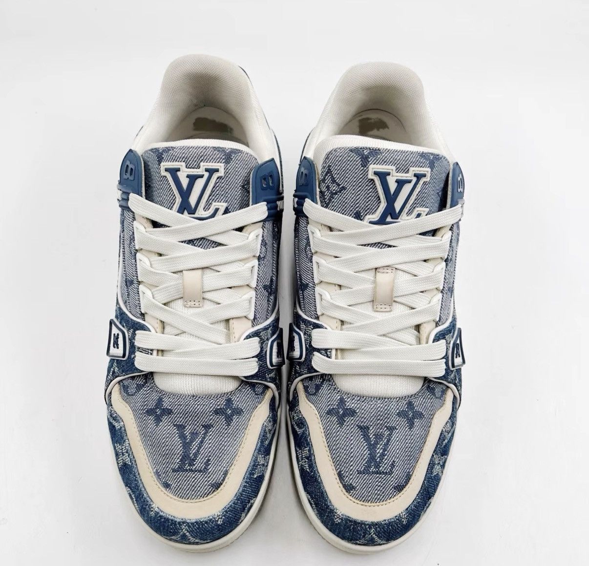 Louis Vuitton Blue Low-Top Sneakers with Pattern Size US 7.5 / EU 40-41 - 2 Thumbnail