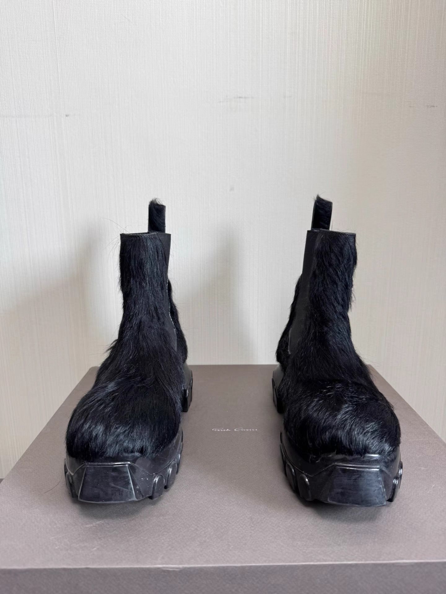 Rick Owens Black Furry Platform Chelsea Boots Size US 5 / EU 37 - 6 Thumbnail