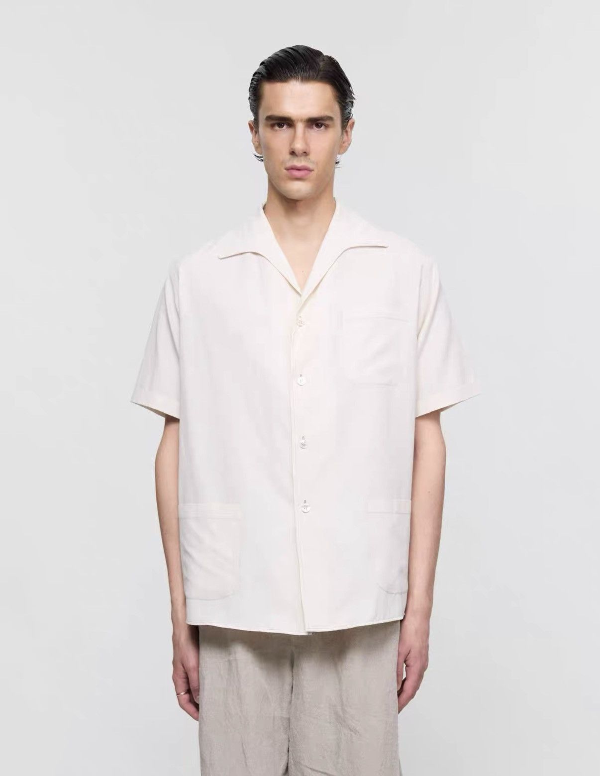 Maison Margiela White Short-Sleeve Button-Up Shirt Size US M / EU 48-50 / 2 - 7 Thumbnail