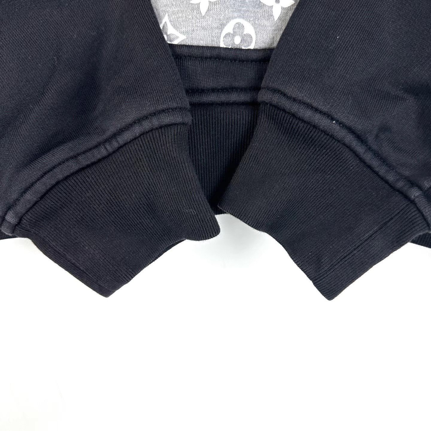 Louis Vuitton White Colorblock Pattern Hoodie Size US S / EU 44-46 / 1 - 3 Thumbnail