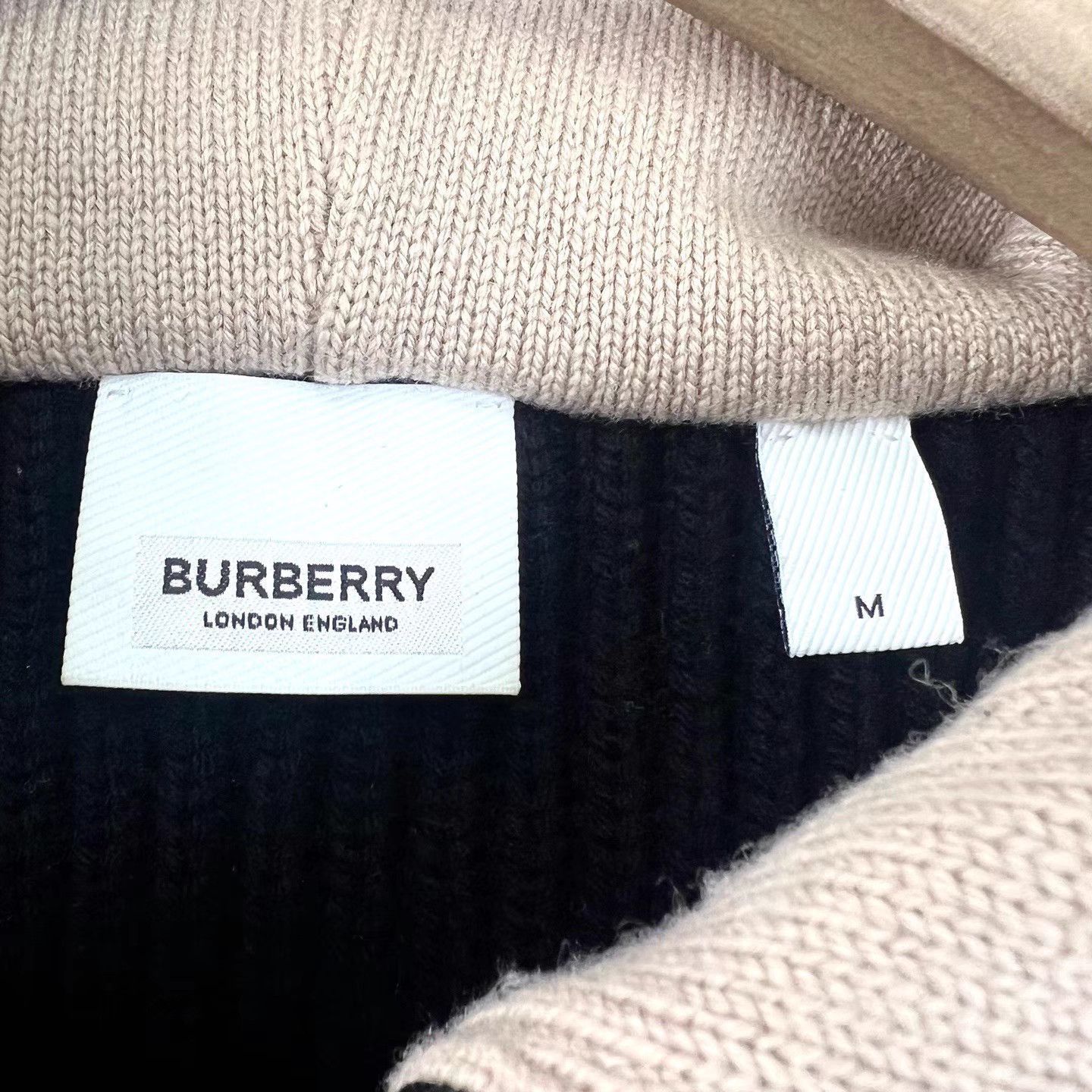 Burberry Black Striped Hooded Sweatshirt with Color Block Design Size US M / EU 48-50 / 2 - 7 Thumbnail