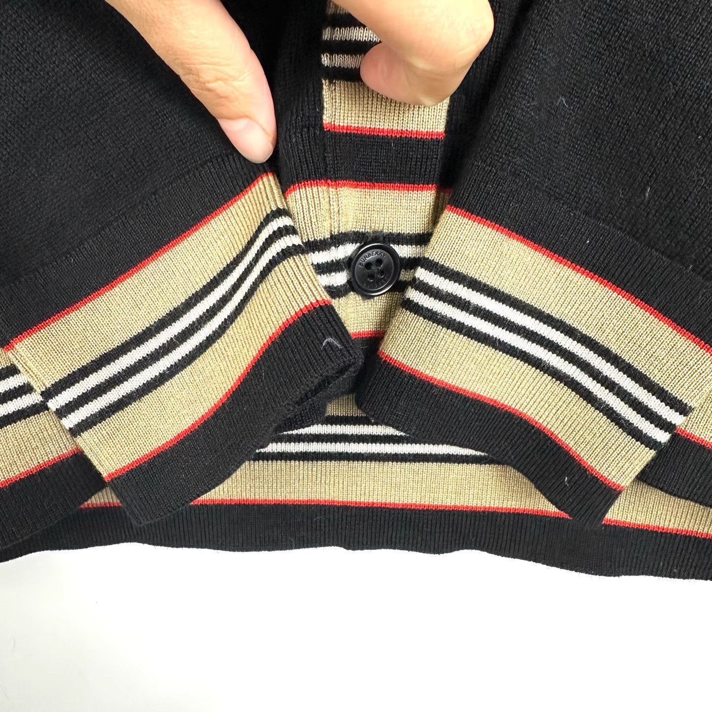 Burberry Black Striped Trim Button-Front Cardigan Size US S / EU 44-46 / 1 - 3 Thumbnail