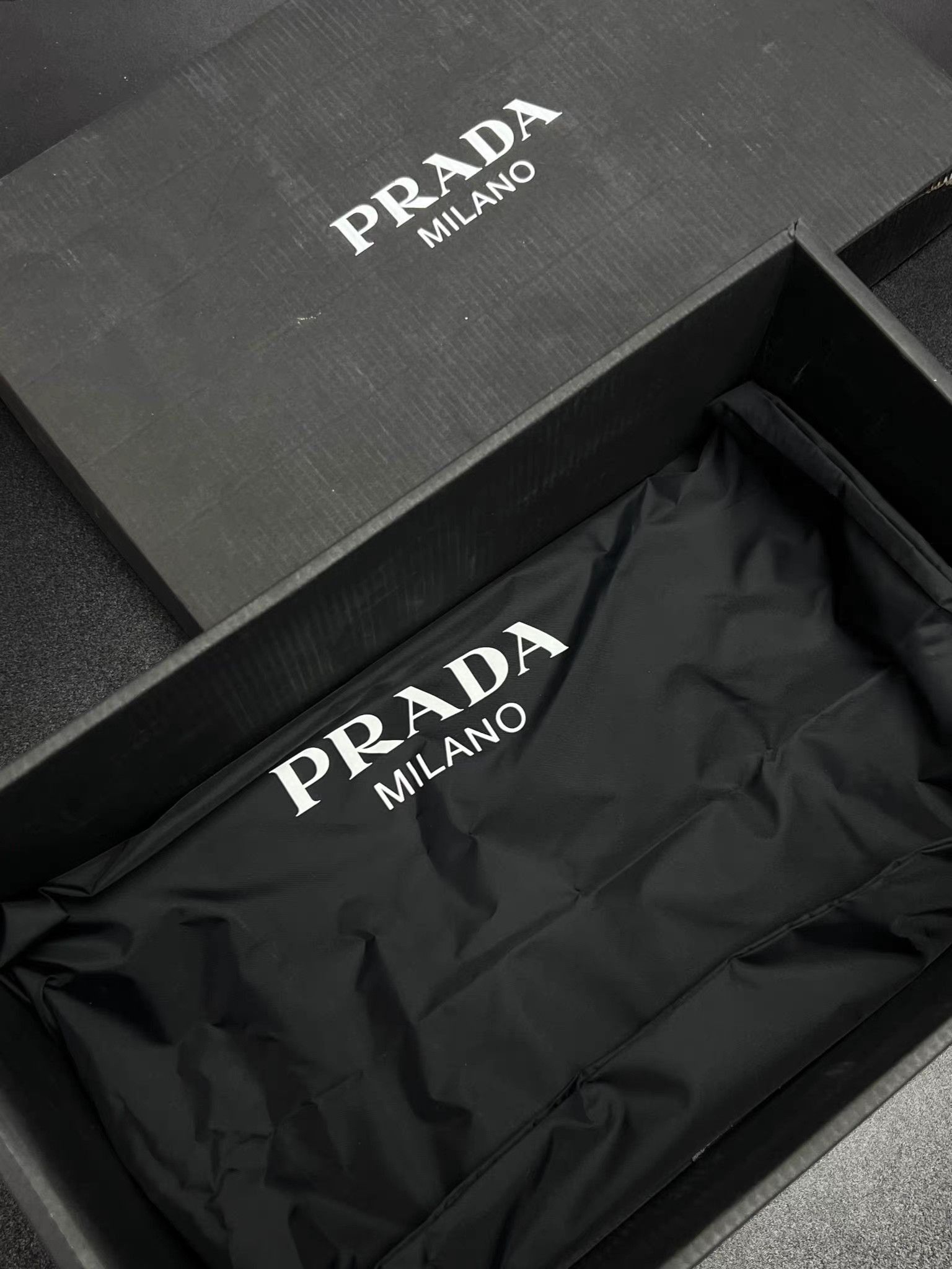 Prada Black Low-Top Sneakers Size 8.5 Size US 8.5 / EU 41-42 - 9 Thumbnail