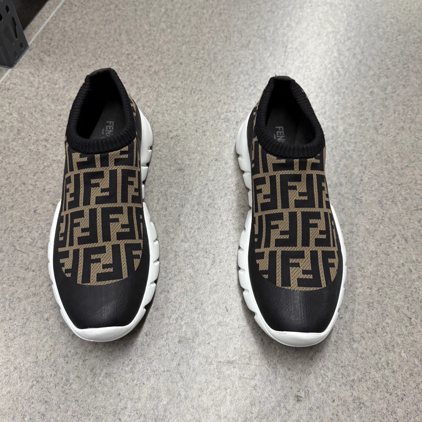 Fendi Brown Patterned Slip-On Shoes Size 9 Size US 9 / EU 42 - 5 Thumbnail