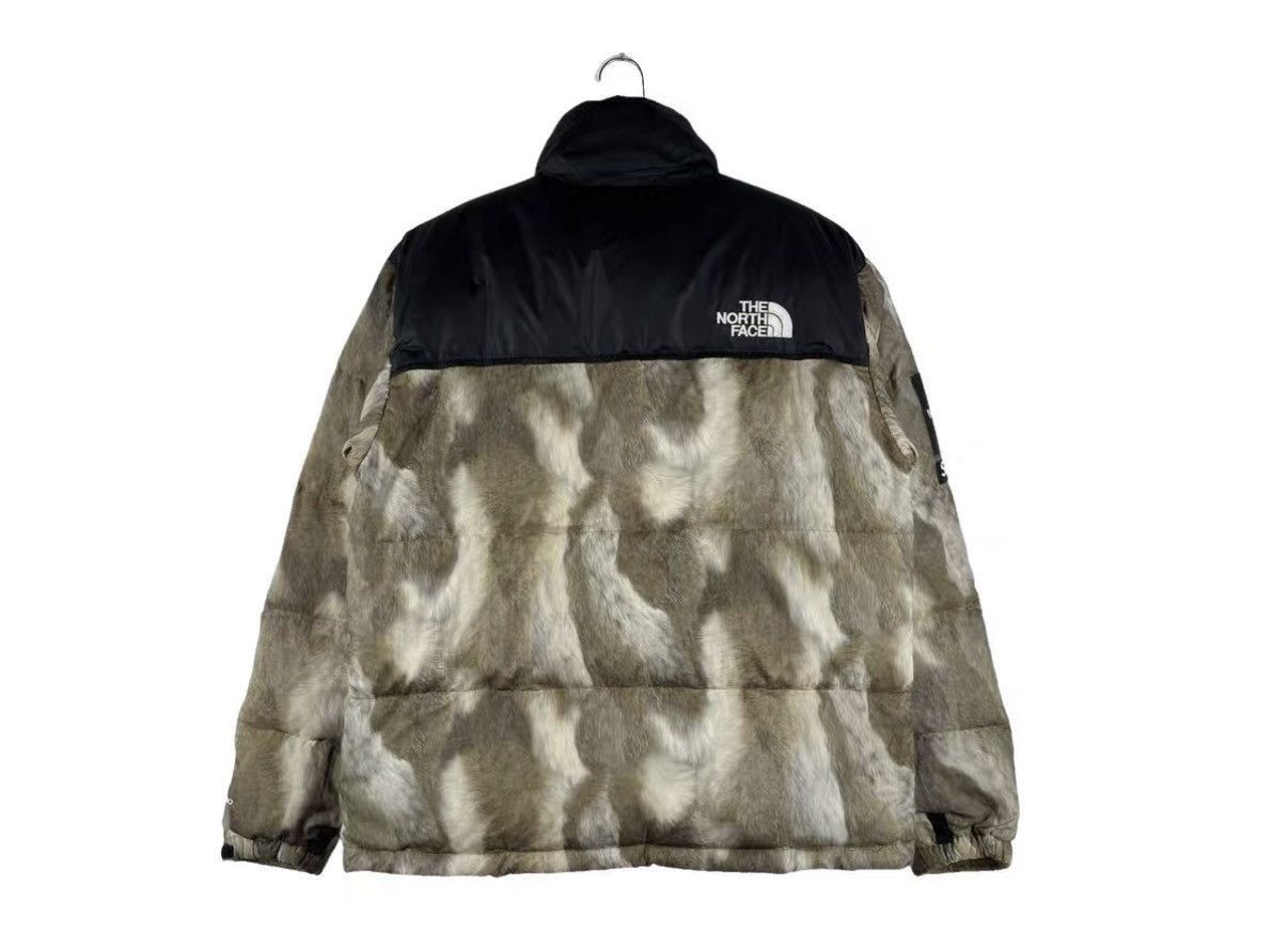 Supreme Beige Camo Puffer Jacket Size M Size US M / EU 48-50 / 2 - 2 Thumbnail