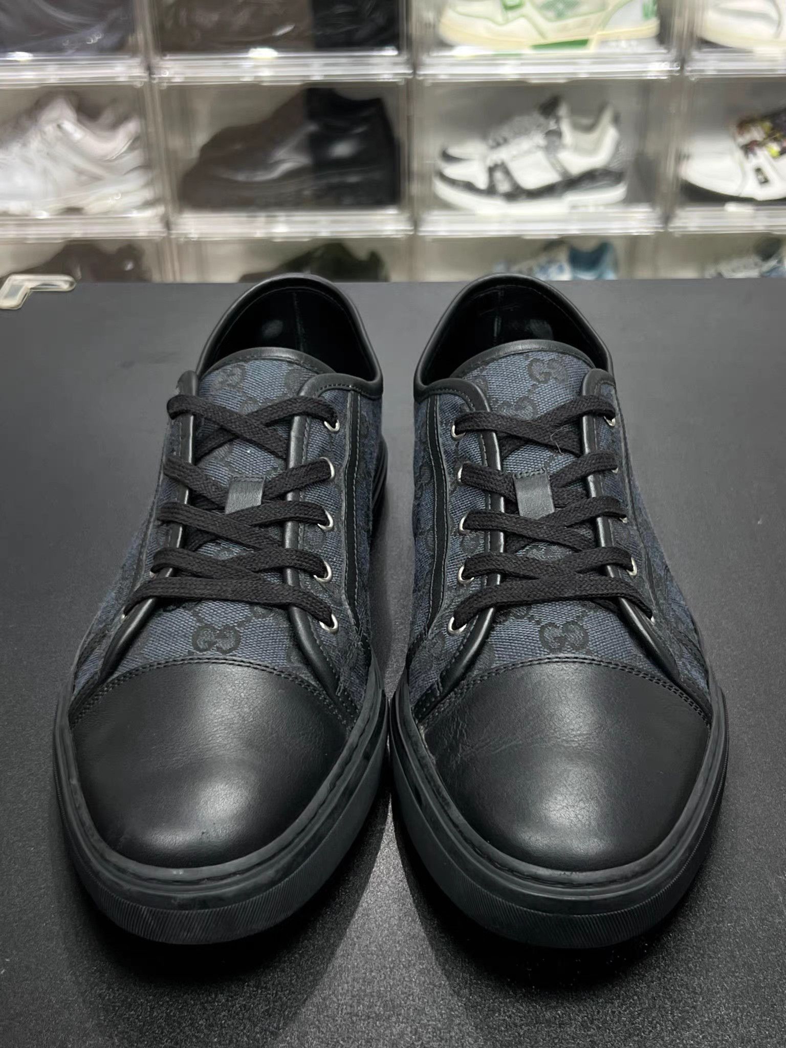 Gucci Black Low-Top Sneakers Size 12 Size US 12 / EU 45 - 2 Thumbnail
