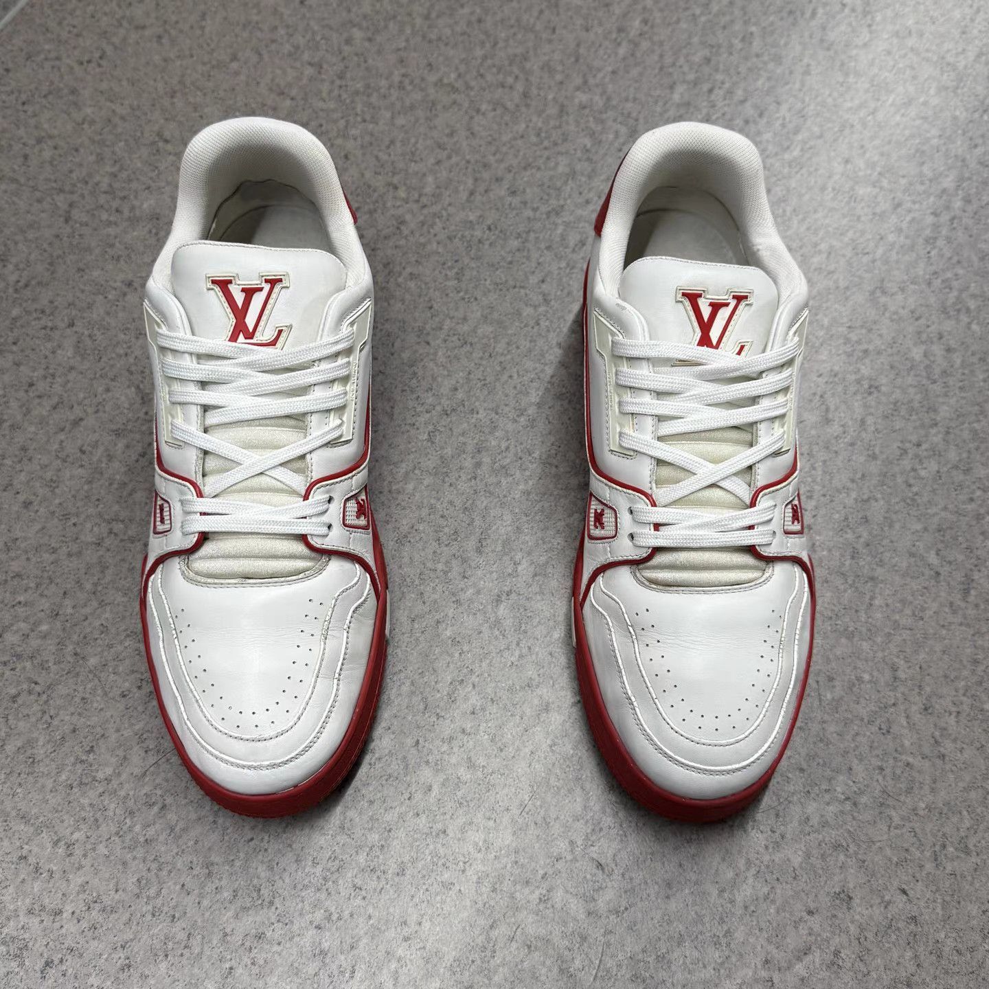 Louis Vuitton White Low-Top Sneakers with Red Accents Size US 8 / EU 41 - 8 Thumbnail