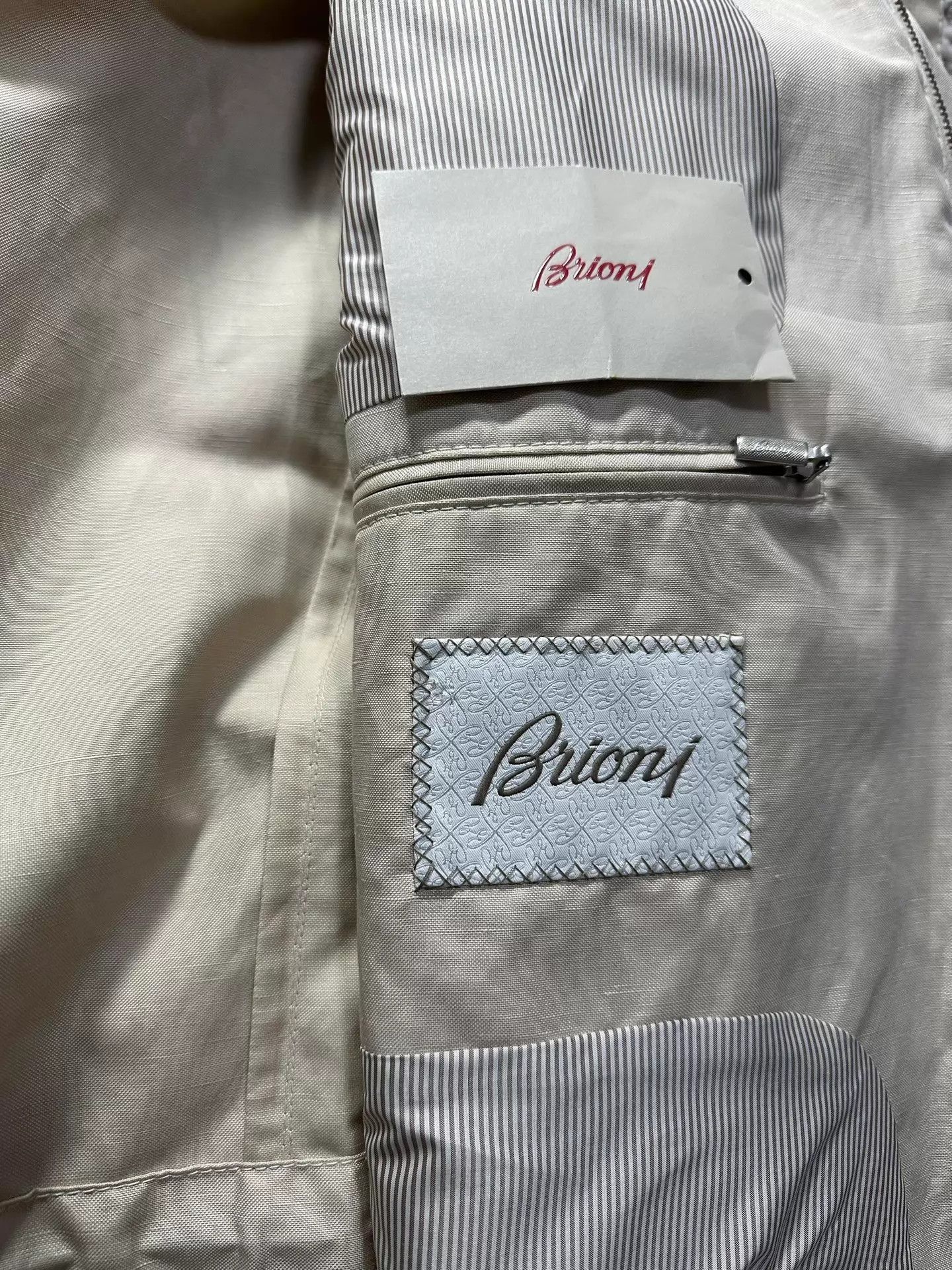 Brioni Beige Utility Jacket with Pockets - Size M Size US M / EU 48-50 / 2 - 3 Thumbnail