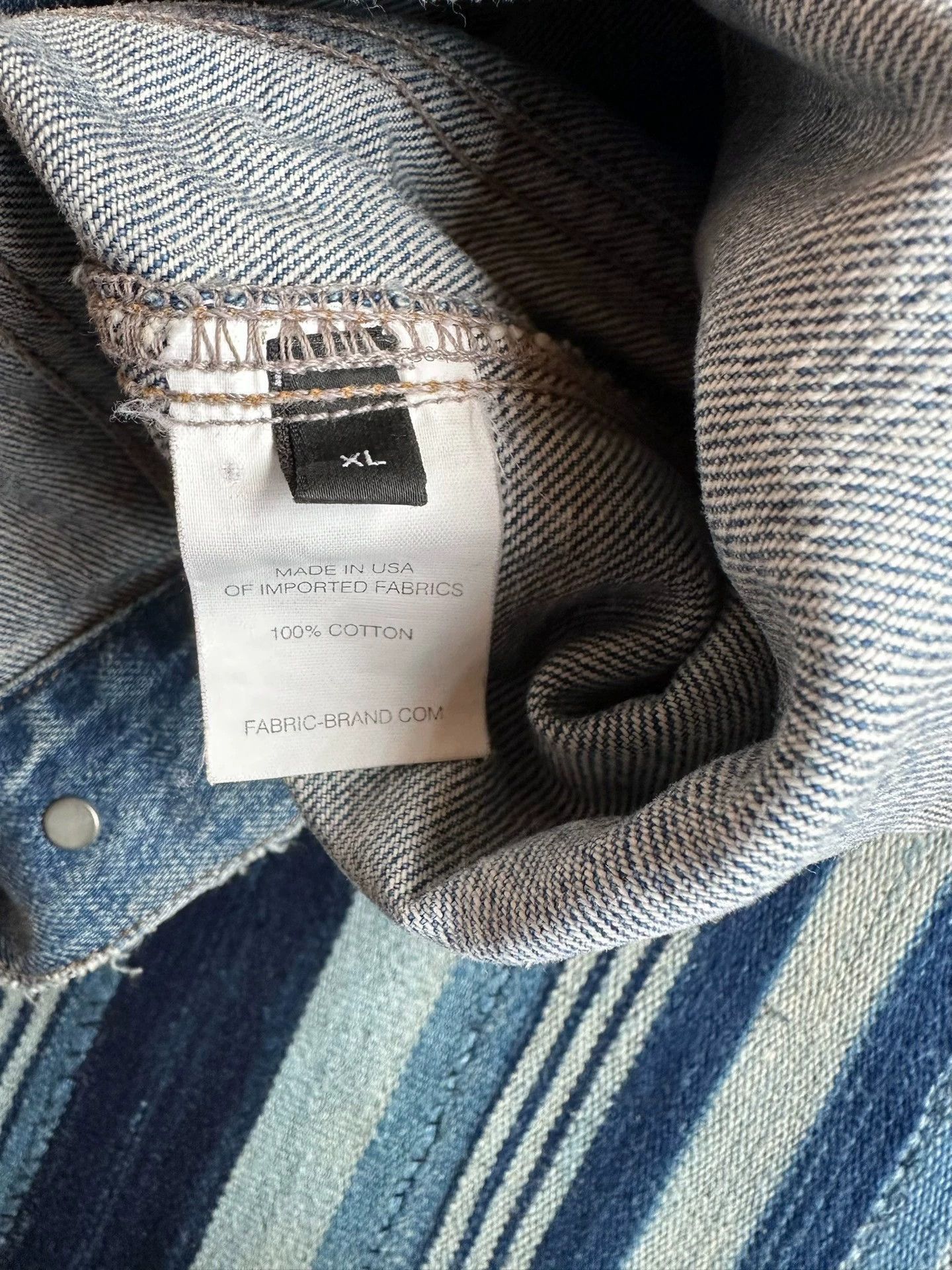 Fabric Brand & Co. Blue Denim Jacket with Distressed Frayed Edges Size US XL / EU 56 / 4 - 9 Thumbnail