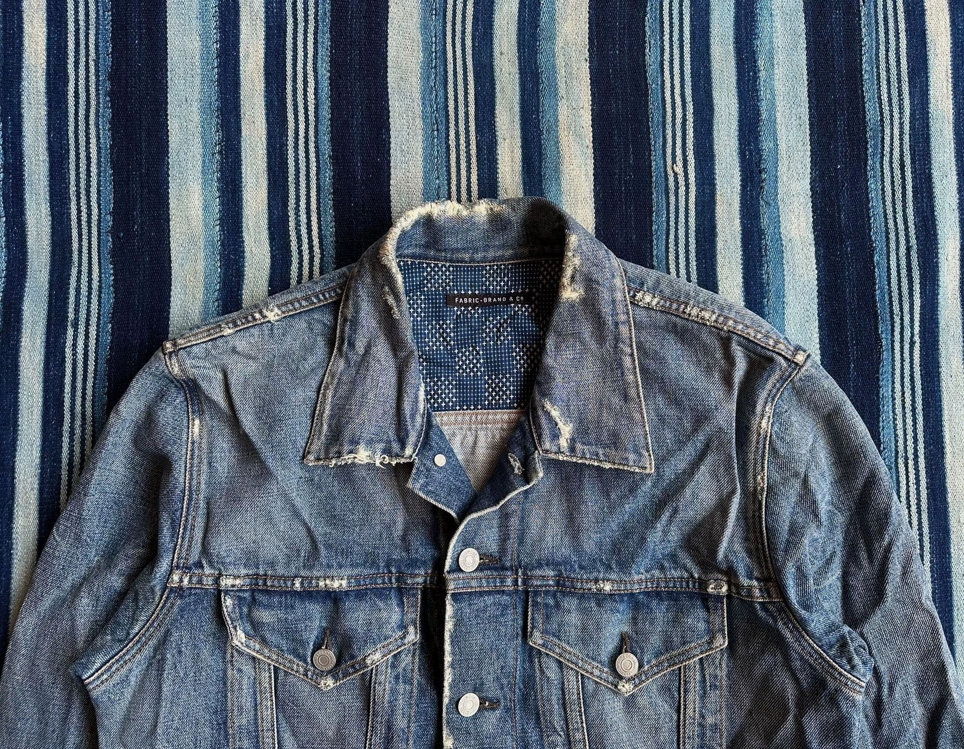 Fabric Brand & Co. Blue Denim Jacket with Distressed Frayed Edges Size US XL / EU 56 / 4 - 3 Thumbnail