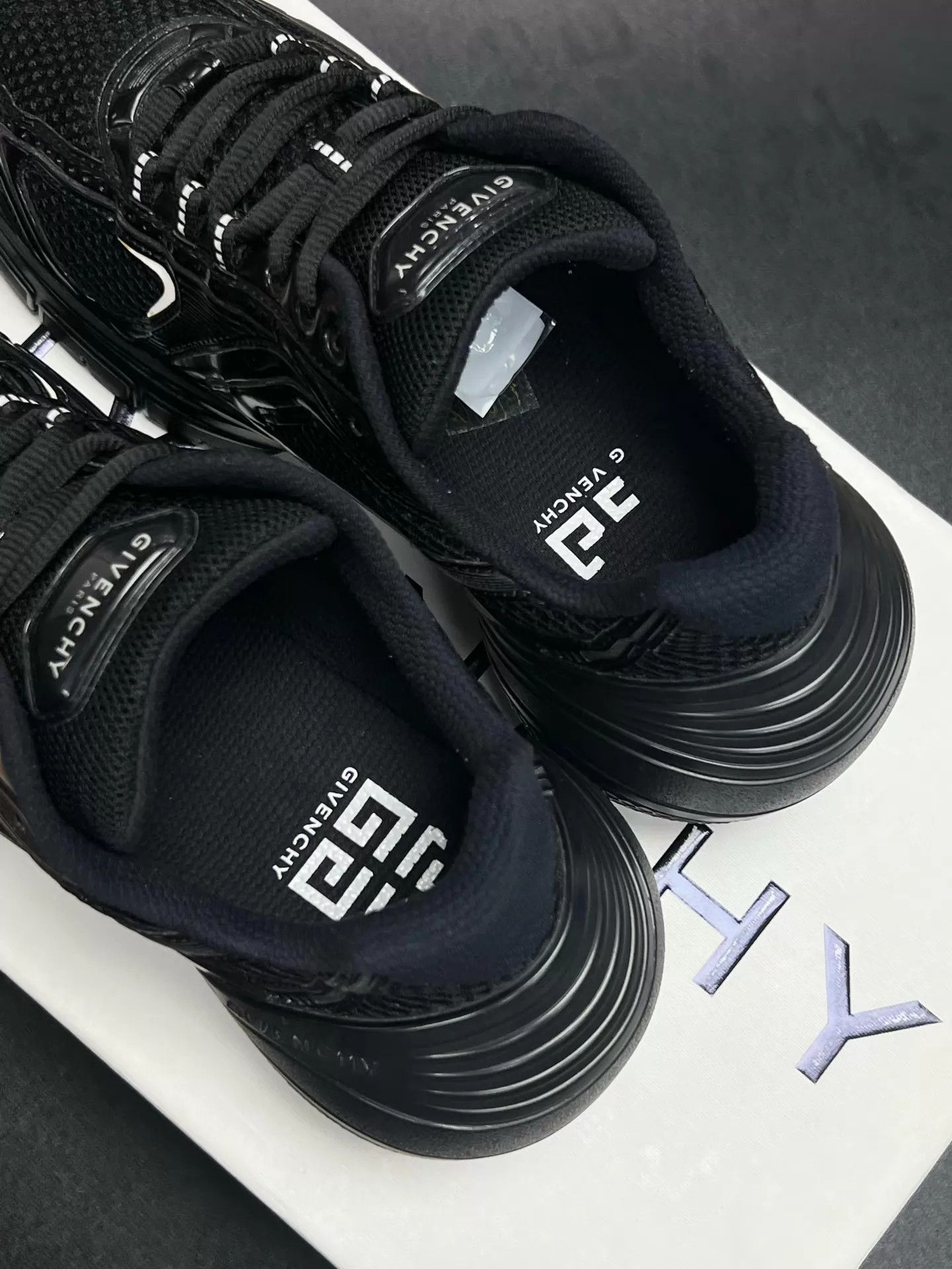 Givenchy Black Mesh Athletic Sneakers Size 7 Size US 7 / EU 40 - 4 Thumbnail