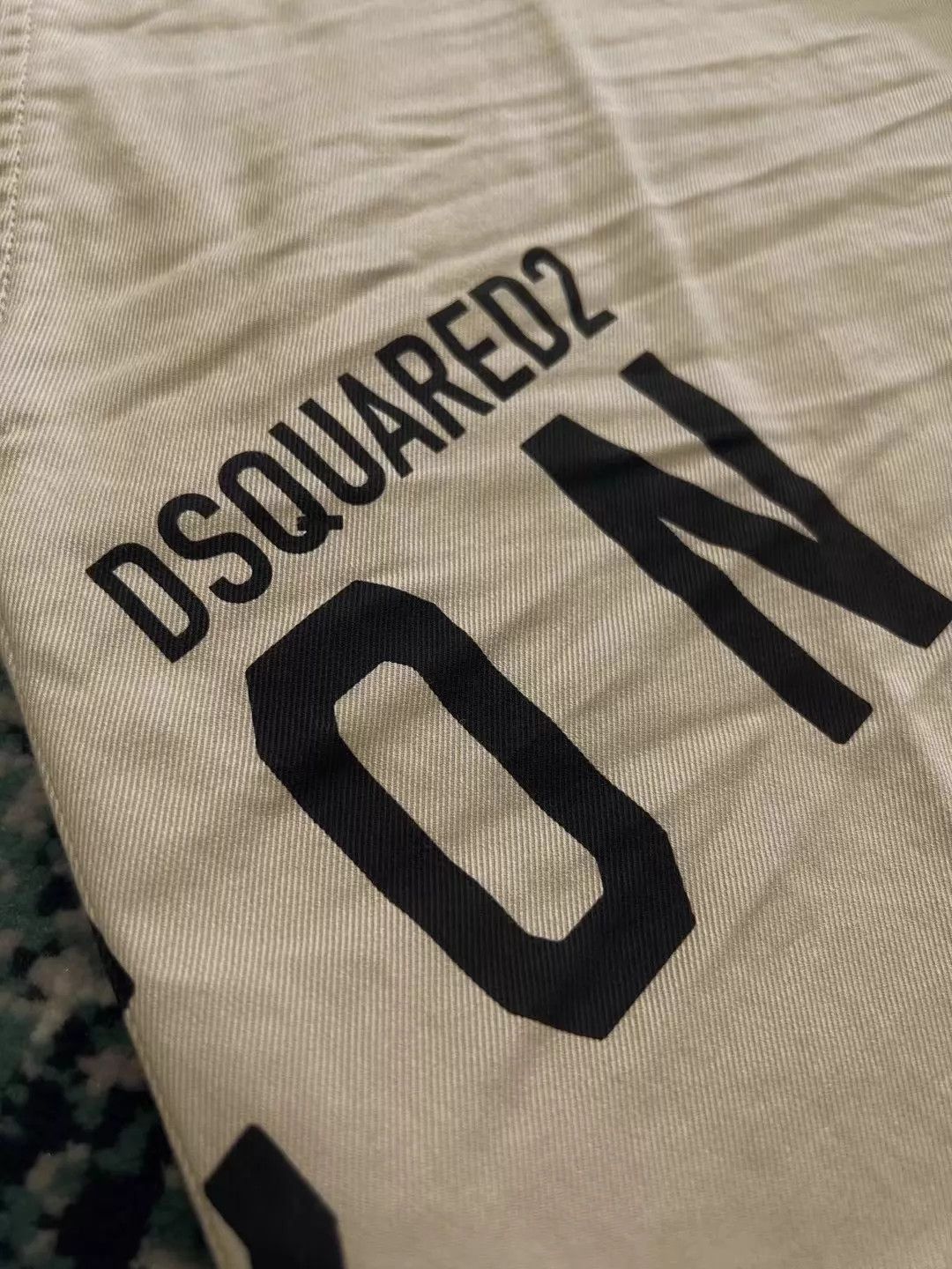 Dsquared2 Beige Casual Shorts Size 28 with Graphic Print Size US 28 / EU 44 - 4 Thumbnail
