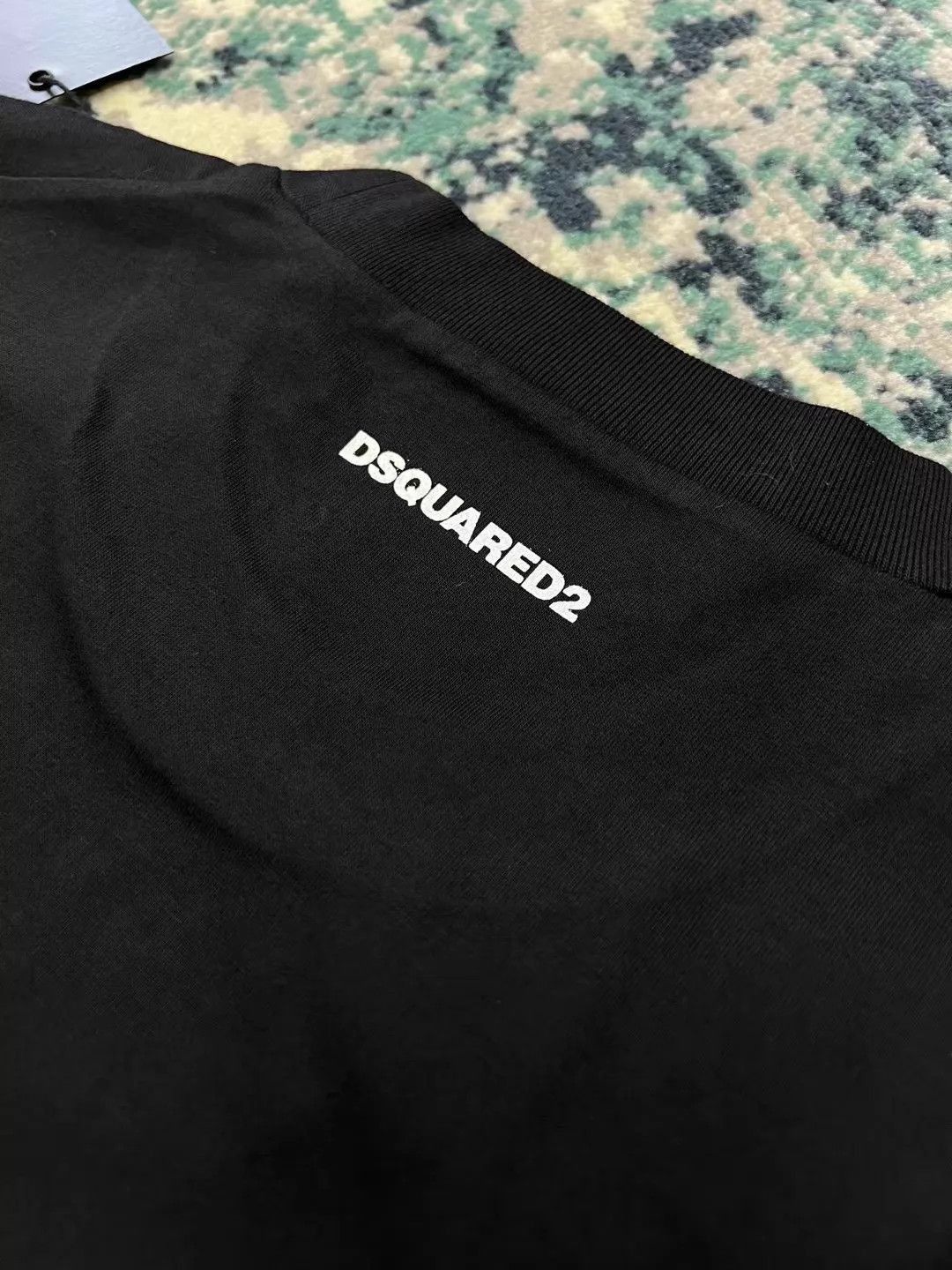 Dsquared2 Black Short Sleeve Graphic T-Shirt Size US S / EU 44-46 / 1 - 4 Thumbnail