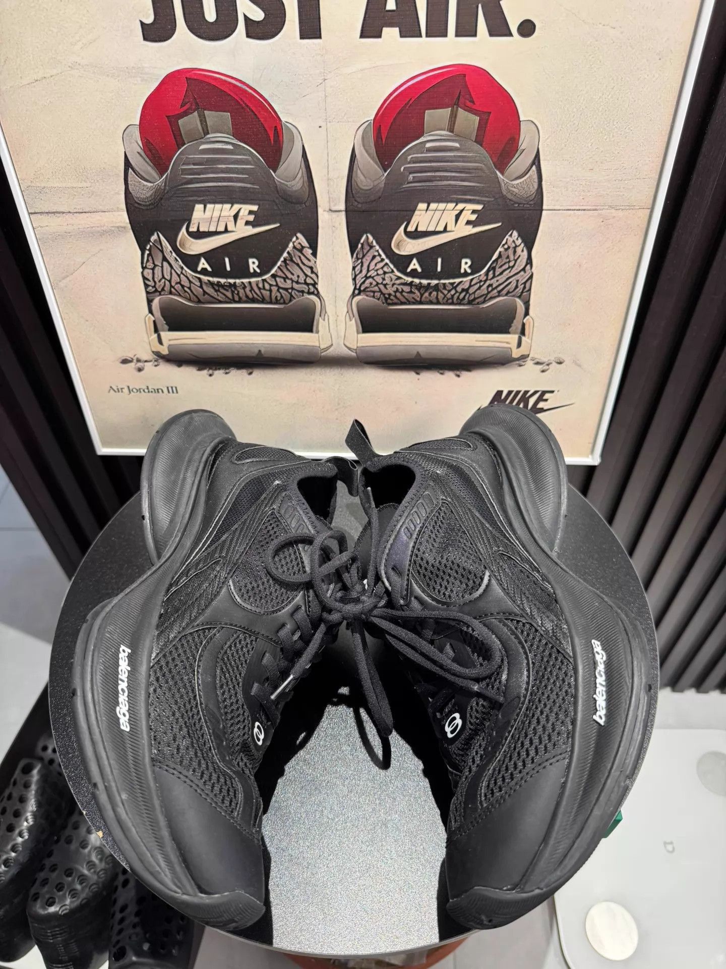 Balenciaga Black Low-Top Sneakers Size 8 Size US 8 / EU 41 - 4 Thumbnail