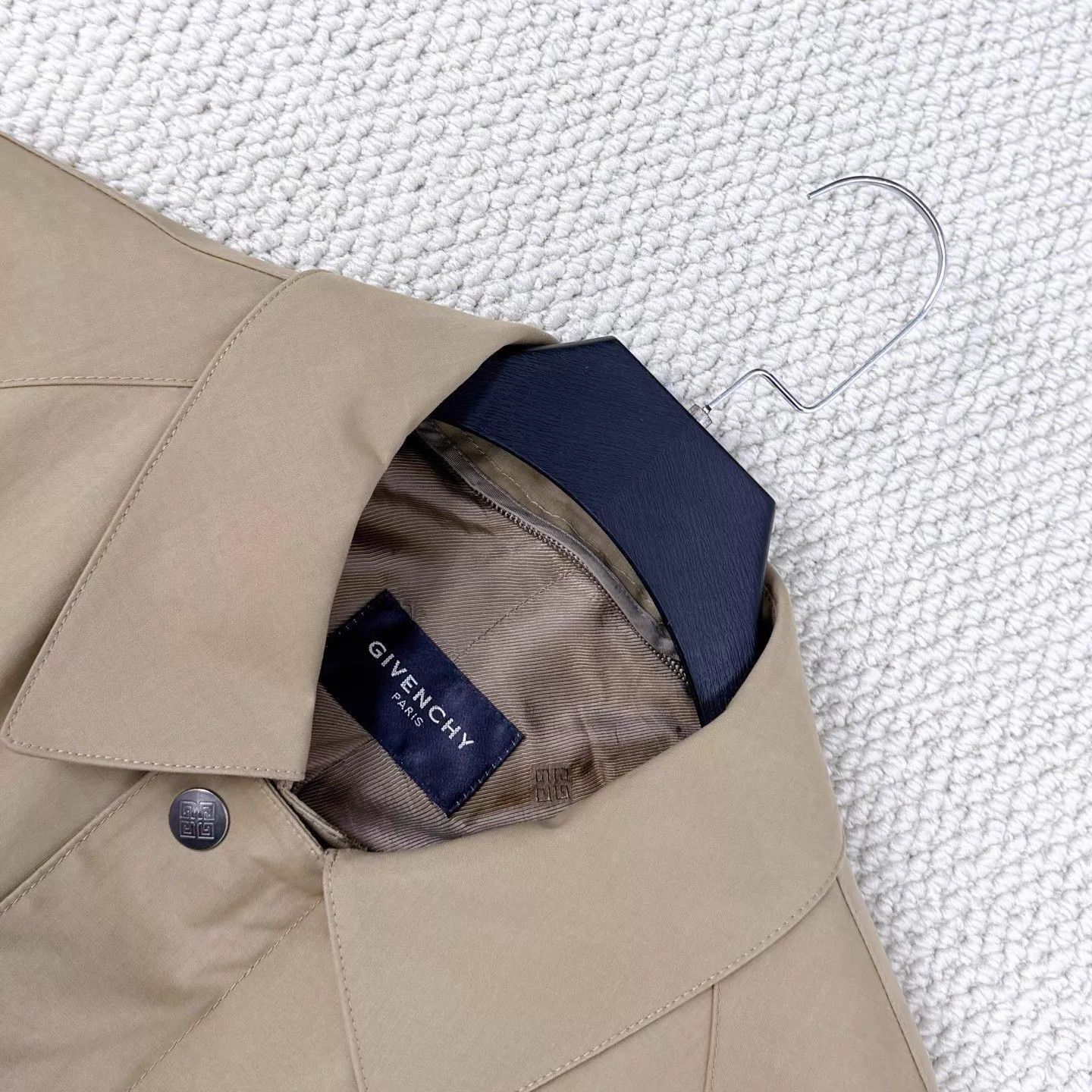 Givenchy Beige Long Sleeve Collared Coat Size US M / EU 48-50 / 2 - 3 Thumbnail