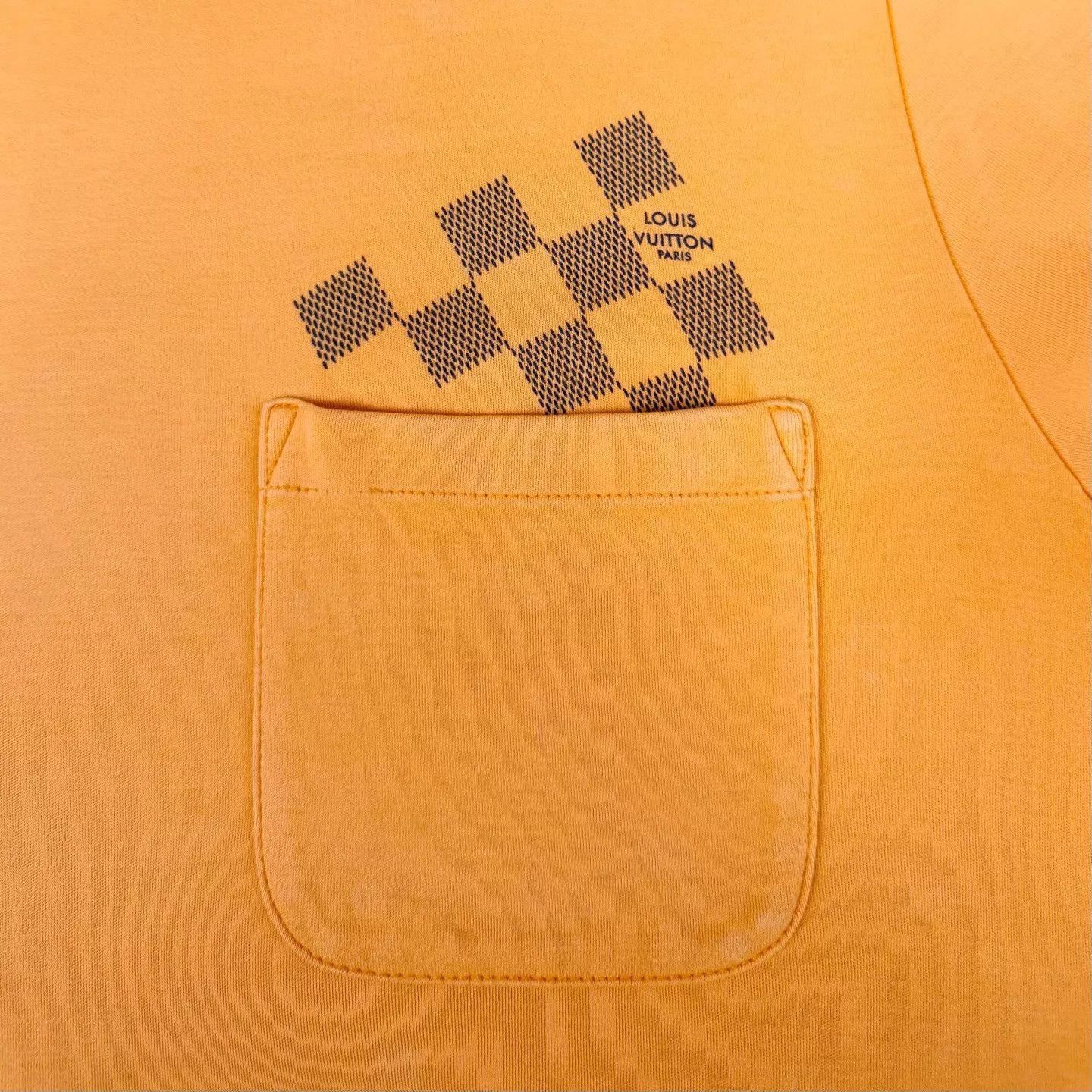 Louis Vuitton Multi Short Sleeve T-Shirt with Checkered Pocket Size US XL / EU 56 / 4 - 4 Thumbnail
