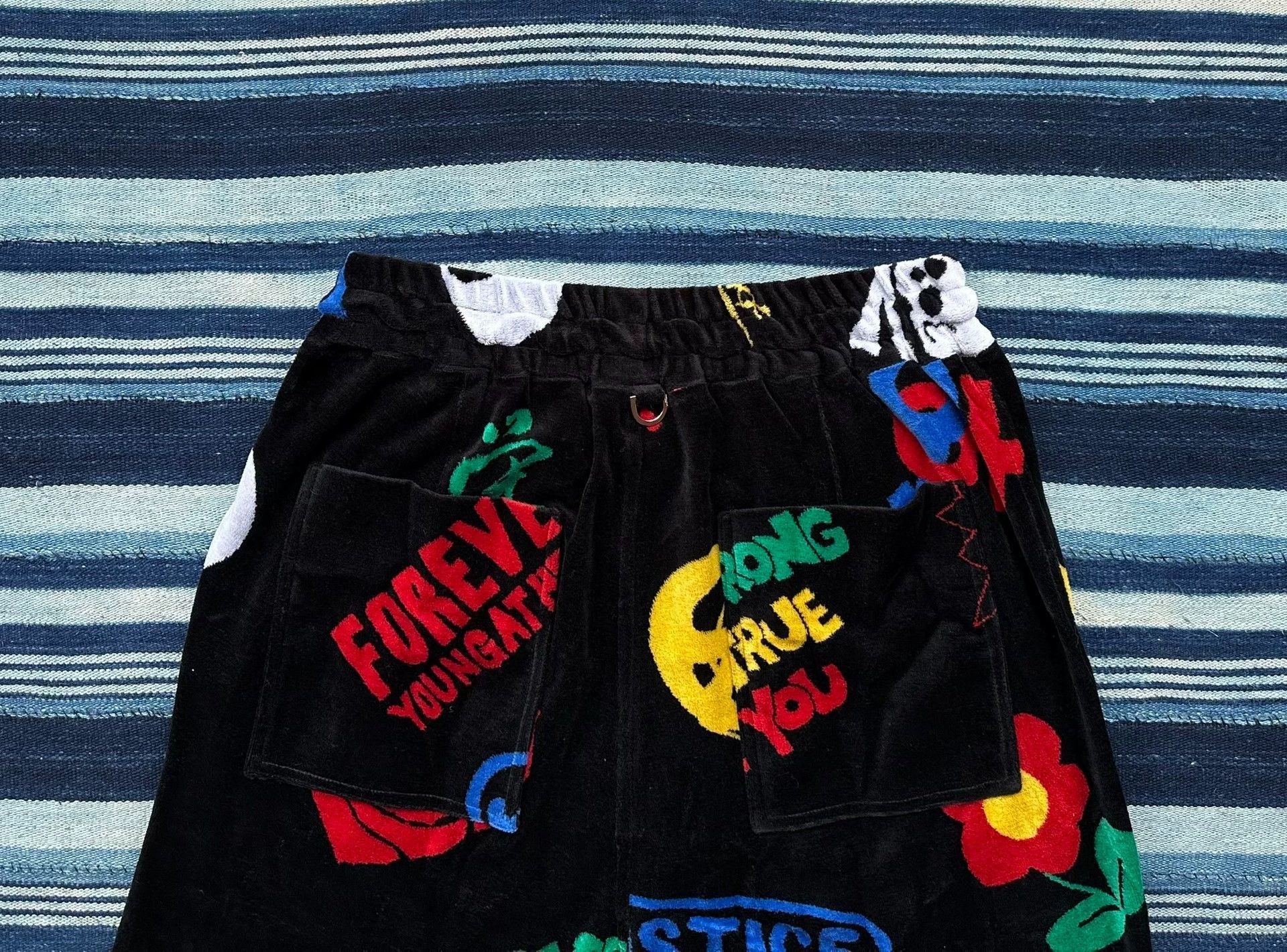 Mastermind Japan Black Graphic Print Shorts with Drawstring - Size 30 Size US 30 / EU 46 - 4 Thumbnail