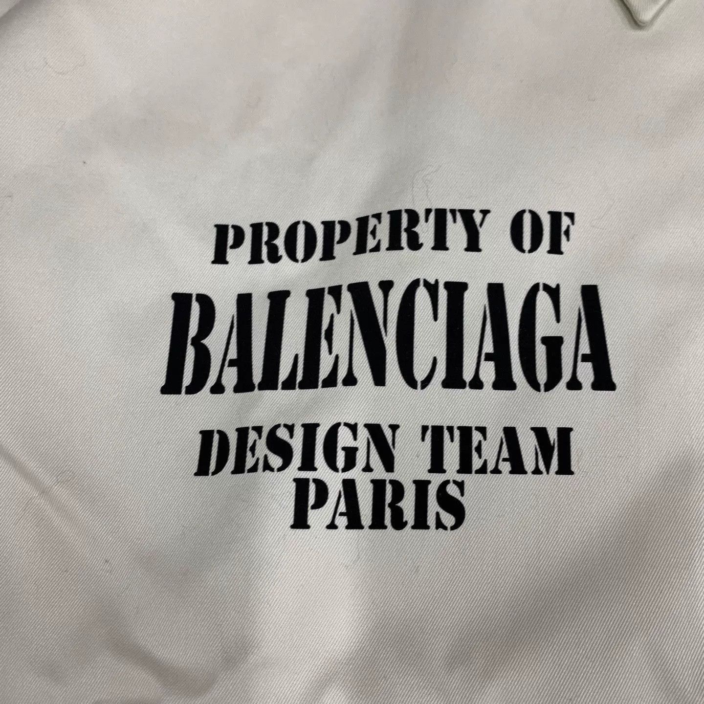 Balenciaga White Short Sleeve Button-Up Shirt with Chest Pocket Size US L / EU 52-54 / 3 - 9 Thumbnail