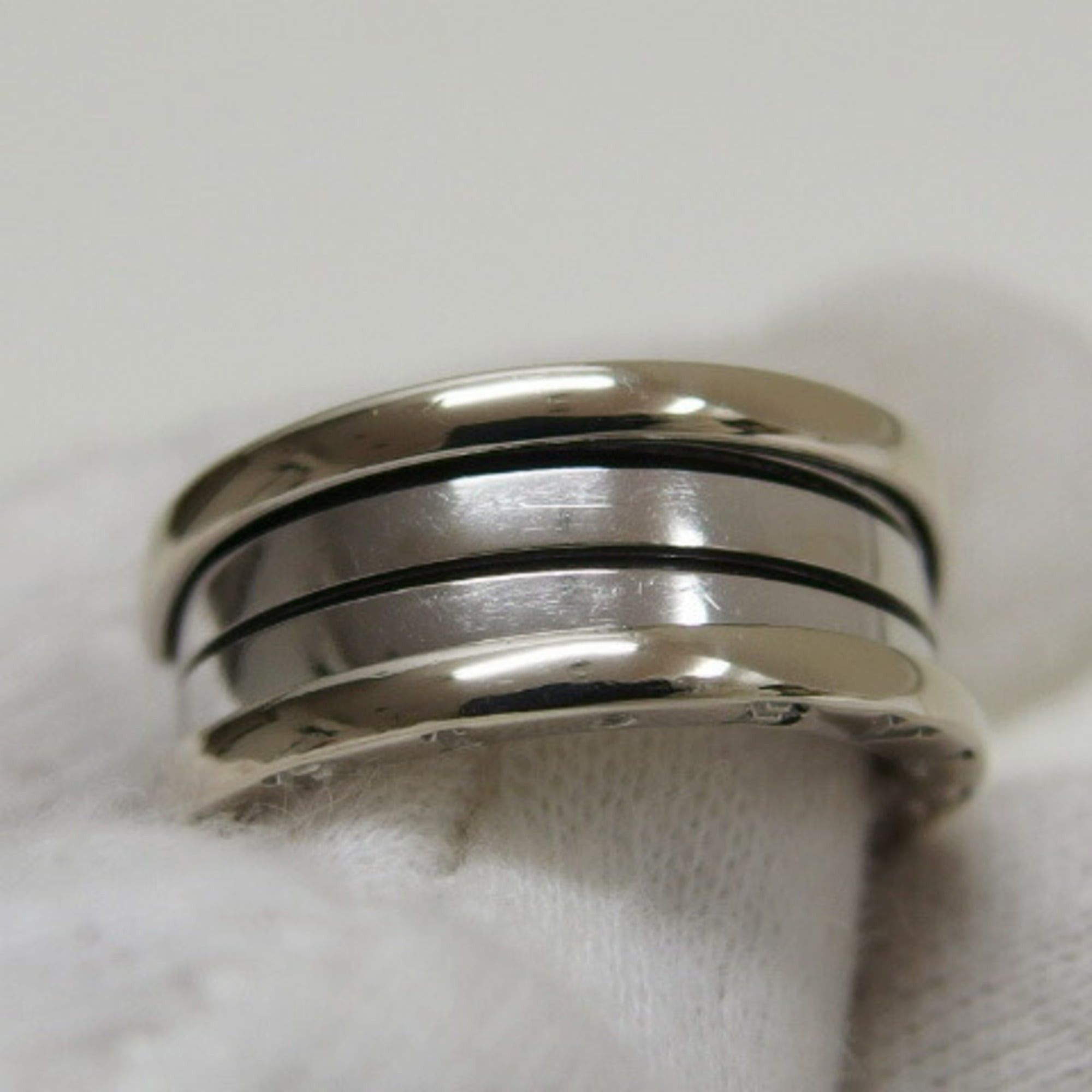 Bvlgari Bvlgari B.zero1 ring, 18K white gold, size 12. Size ONE SIZE - 10 Thumbnail