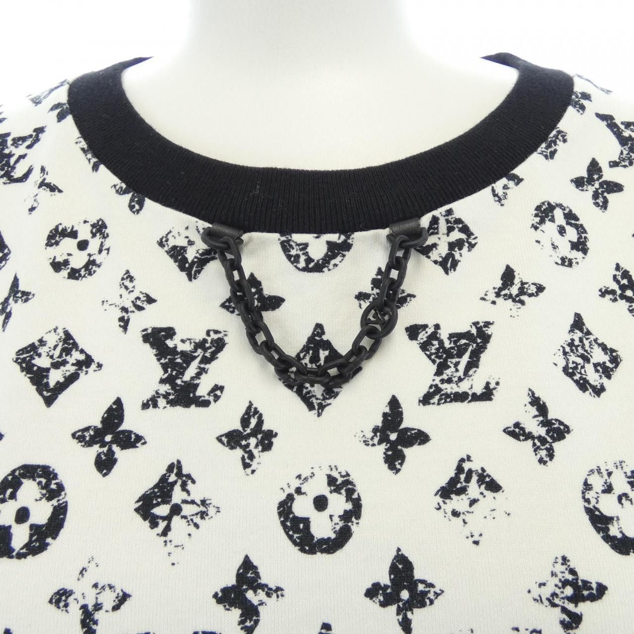 Louis Vuitton Louis Vuitton Louis Vuitton Graphic Monogram Cotton T Shirt Textile T-Shirts FTTS47XAW DUTY FREE for USA Size ONE SIZE - 5 Thumbnail